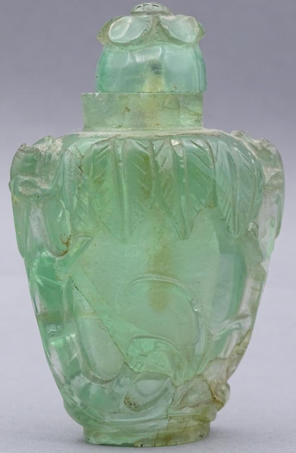 grosse Snuffbottle, China um 1900, grüner Fluorit mit Beinlöffel, H-8 cm, B-5,5 cm, mit Karte, - Image 8 of 8