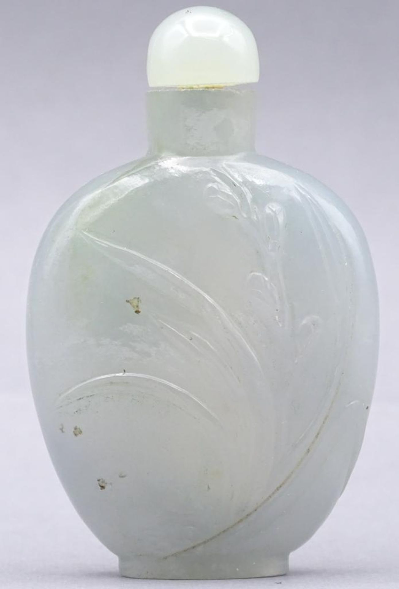 kl. Snuff Bottle,wohl Jade, China, h-6 cm, B-3,5 cm- - -22.61 % buyer's premium on the hammer - Image 5 of 8