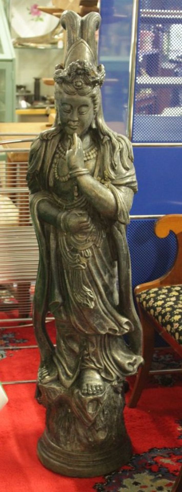 hohe Gratenfigur, Guanyin, neuzeitl., H-138cm.- - -22.61 % buyer's premium on the hammer priceVAT