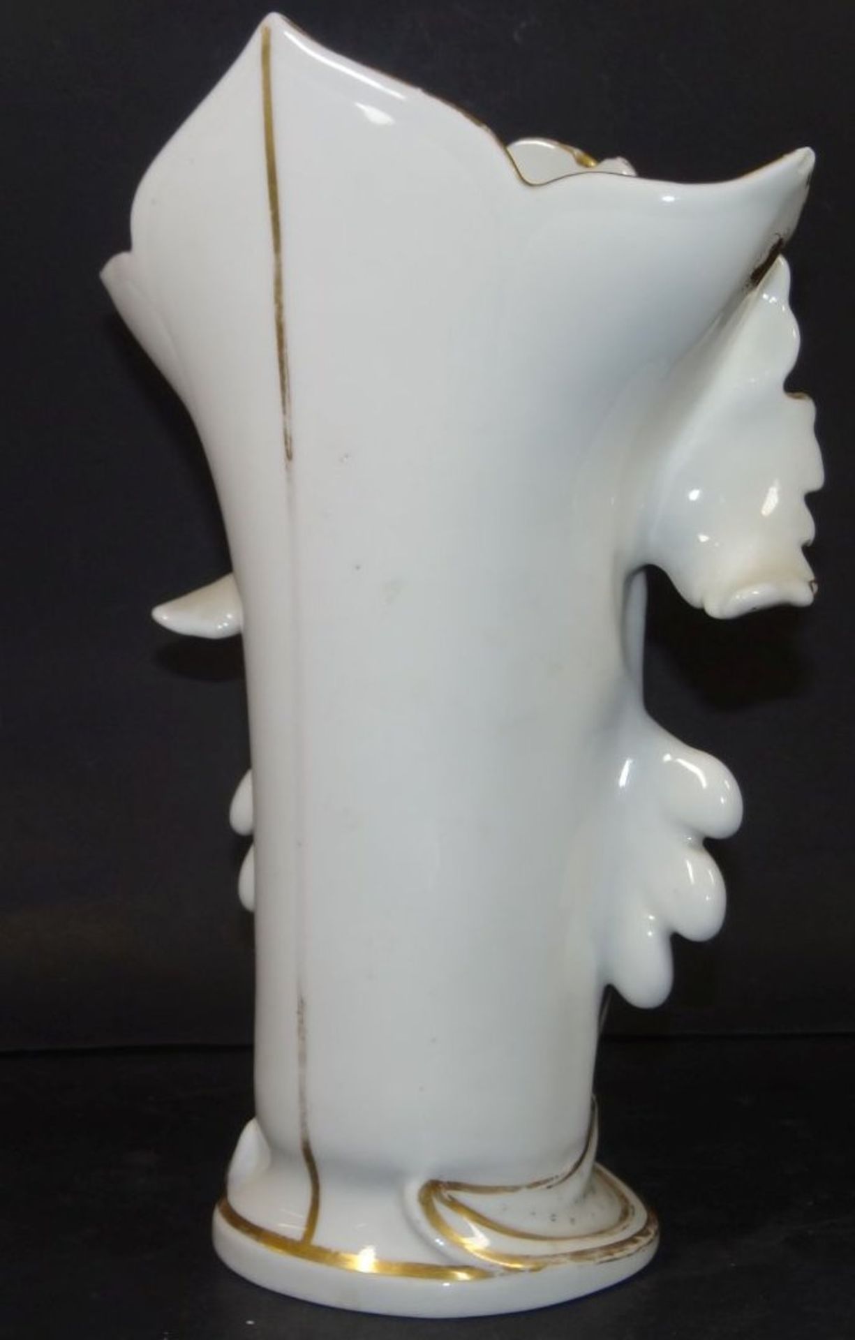 grosse, aufwendige Biedermeier-Vase mit Blumenmalerei und Goldstaffage, eine Spitze bestossen, - Image 3 of 7