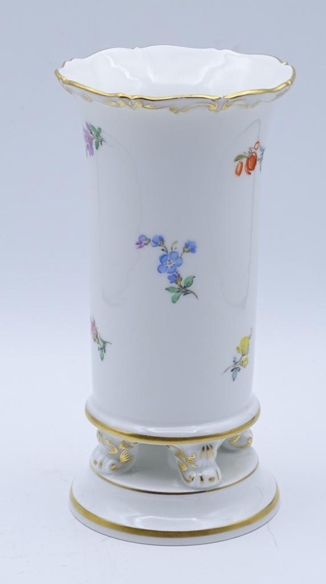 Vase "Meissen",Streublümchen,Schwertermarke durchschliffen,H- 14cm, Goldrand,Rand 1x bestosse- - - - Bild 2 aus 4