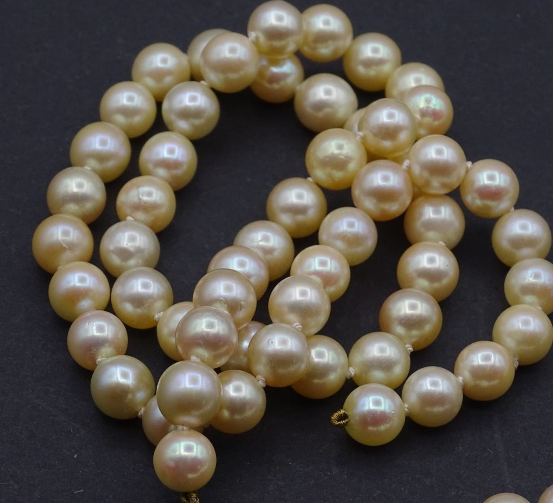 Drei Perlen Stränge,ca.L- 42,5- 48cm, ges.Gew.104gr- - -22.61 % buyer's premium on the hammer - Bild 4 aus 4