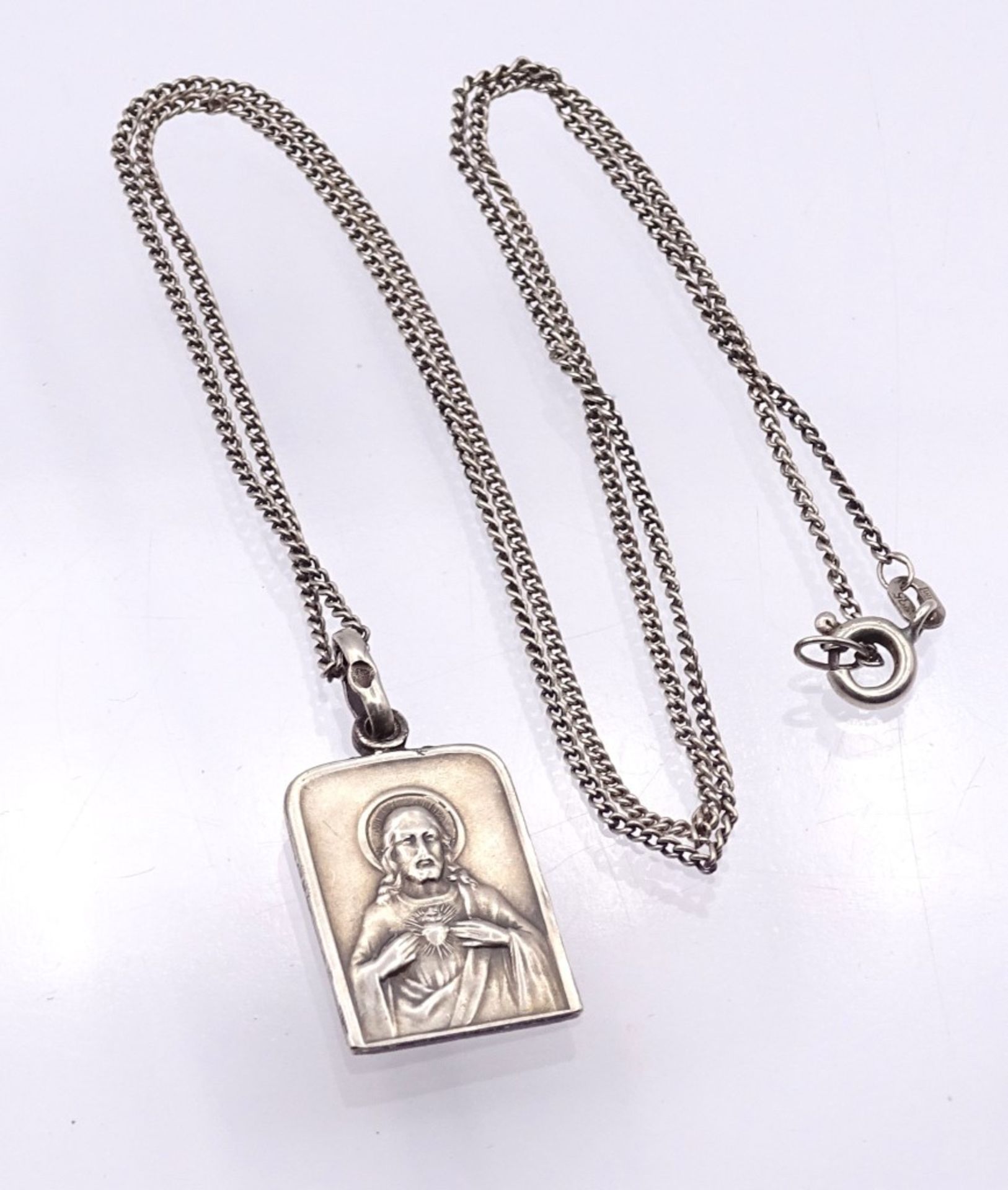 Halskette mit Anhänger mit religiöser Darstellung,Silber 800 und Kette 835,ges.Gew.4,3gr., Kette - Bild 2 aus 2
