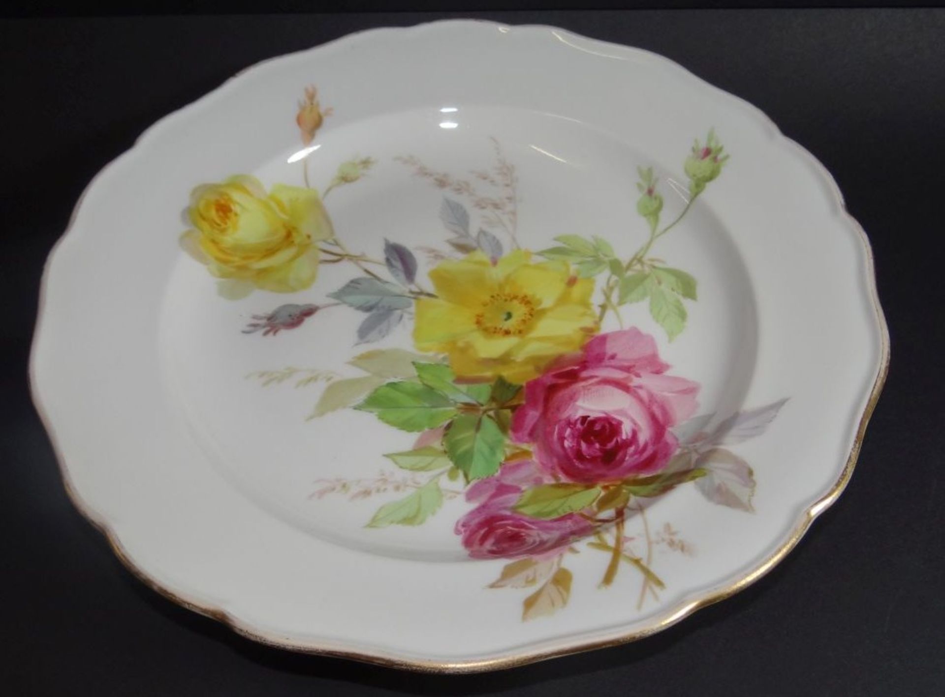 Teller "Meissen" Rosenmalerei, Knaufschwerter, Schwerter durchschliffen, D-24 cm- - -22.61 % buyer's