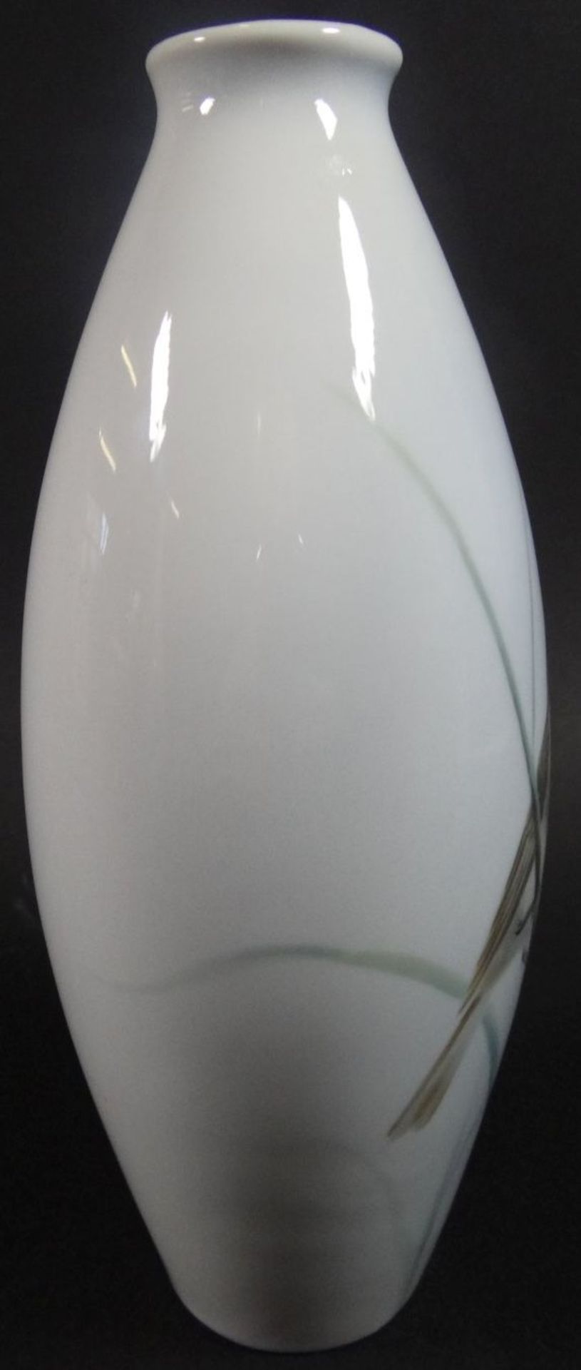 Vase mit Blumen-, Vogel-und Insektendekor "Kaestner", H-18 cm,- - -22.61 % buyer's premium on the - Bild 3 aus 4