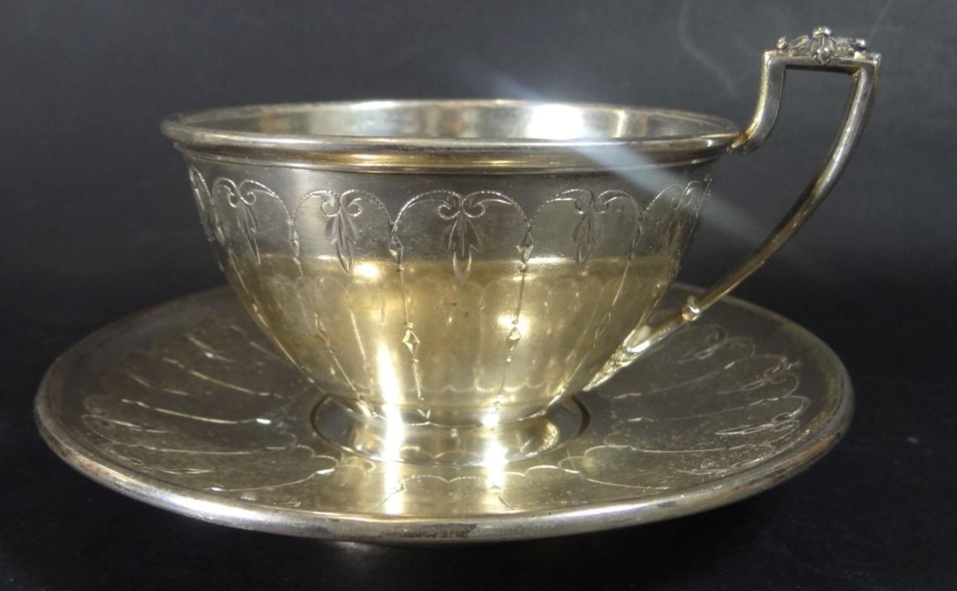 grosse Silber-Tasse mit U.T., wohl Österreich 19.Jhd., , Dianakopf-Punze, gut erhalten, H-7 cm, D-10