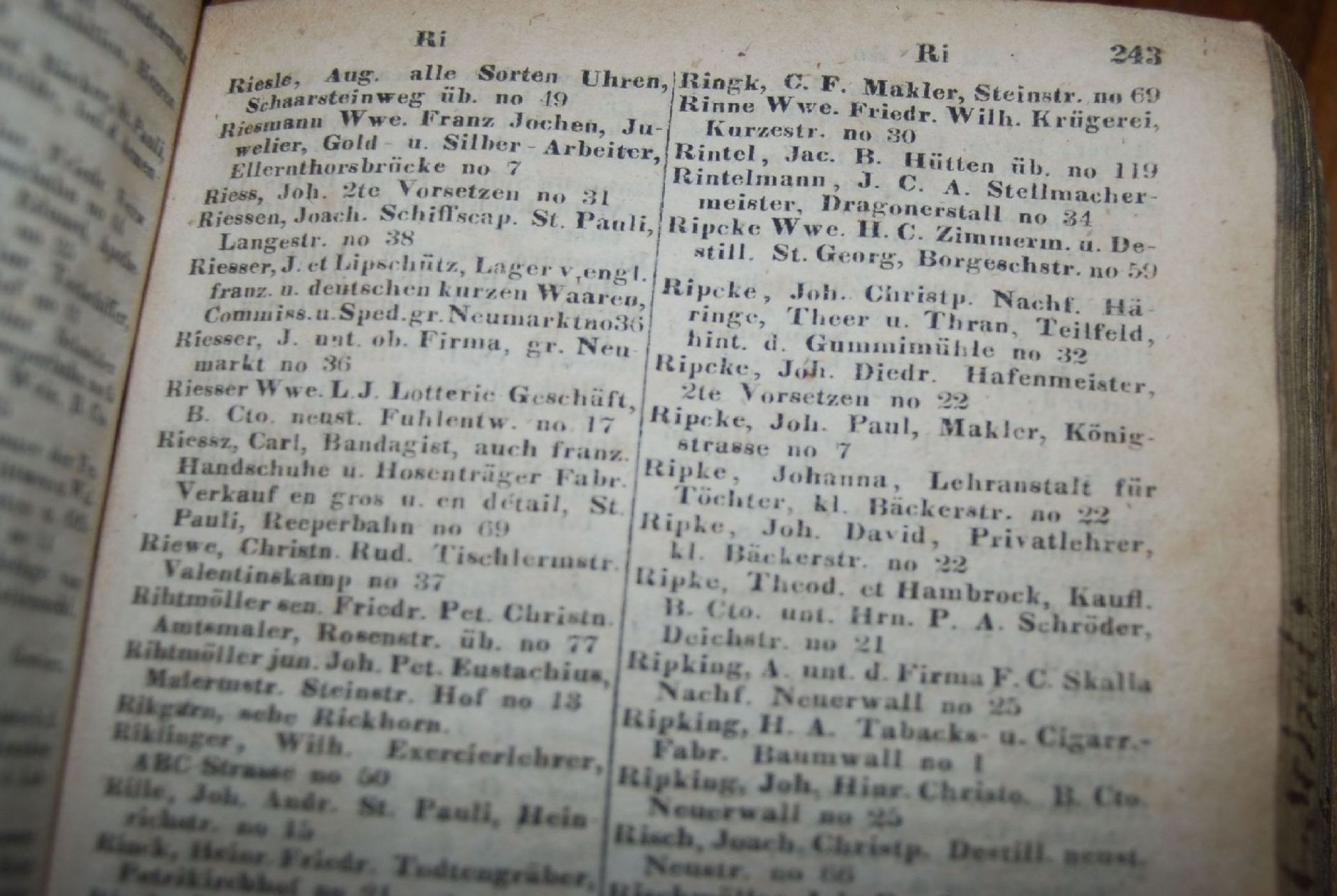 Hamburgisches Adress-Buch 1836, Bibliothekseinband, seitl. beschriftet, 20x13 cm, H-6,5 cm- - -22.61 - Bild 5 aus 9