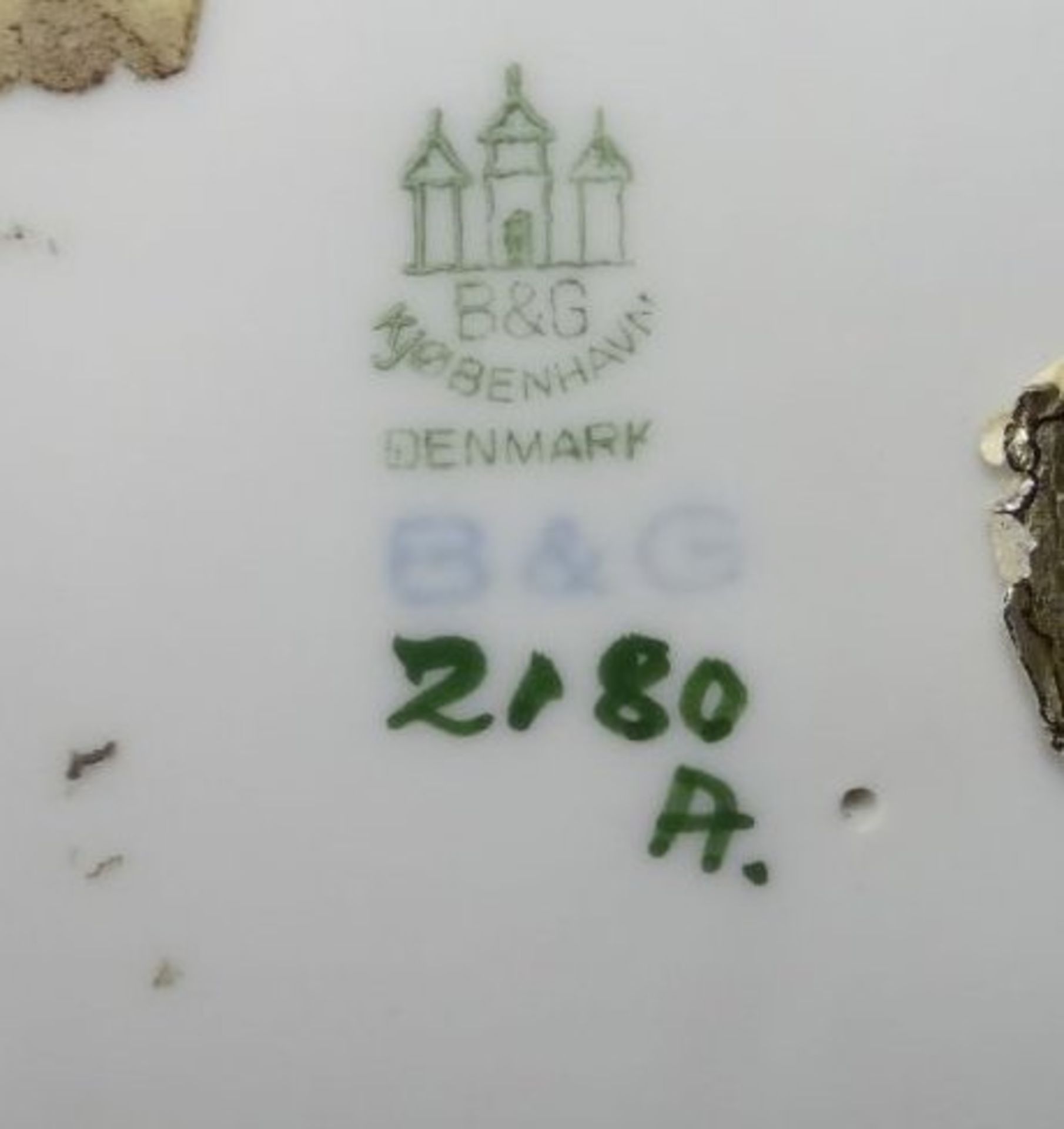 Mädchen mit Ziege "Bing&Gröndahl",beide Hornspitzen beschädigt, H-20- - -22.61 % buyer's premium - Bild 6 aus 6