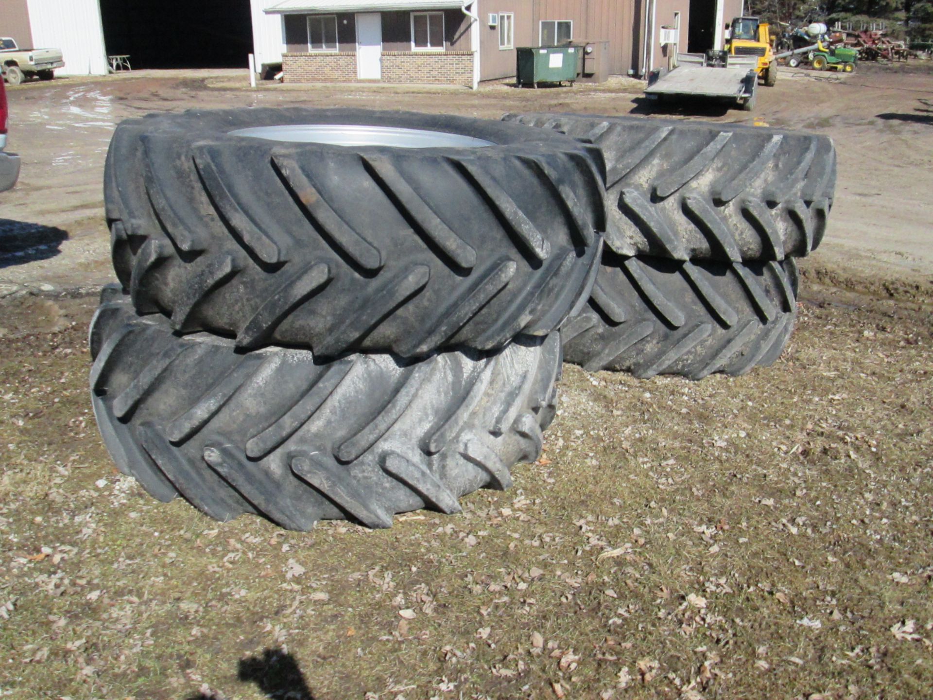 MICHELIN 650/65R38 FLOATER TIRES - Image 3 of 7