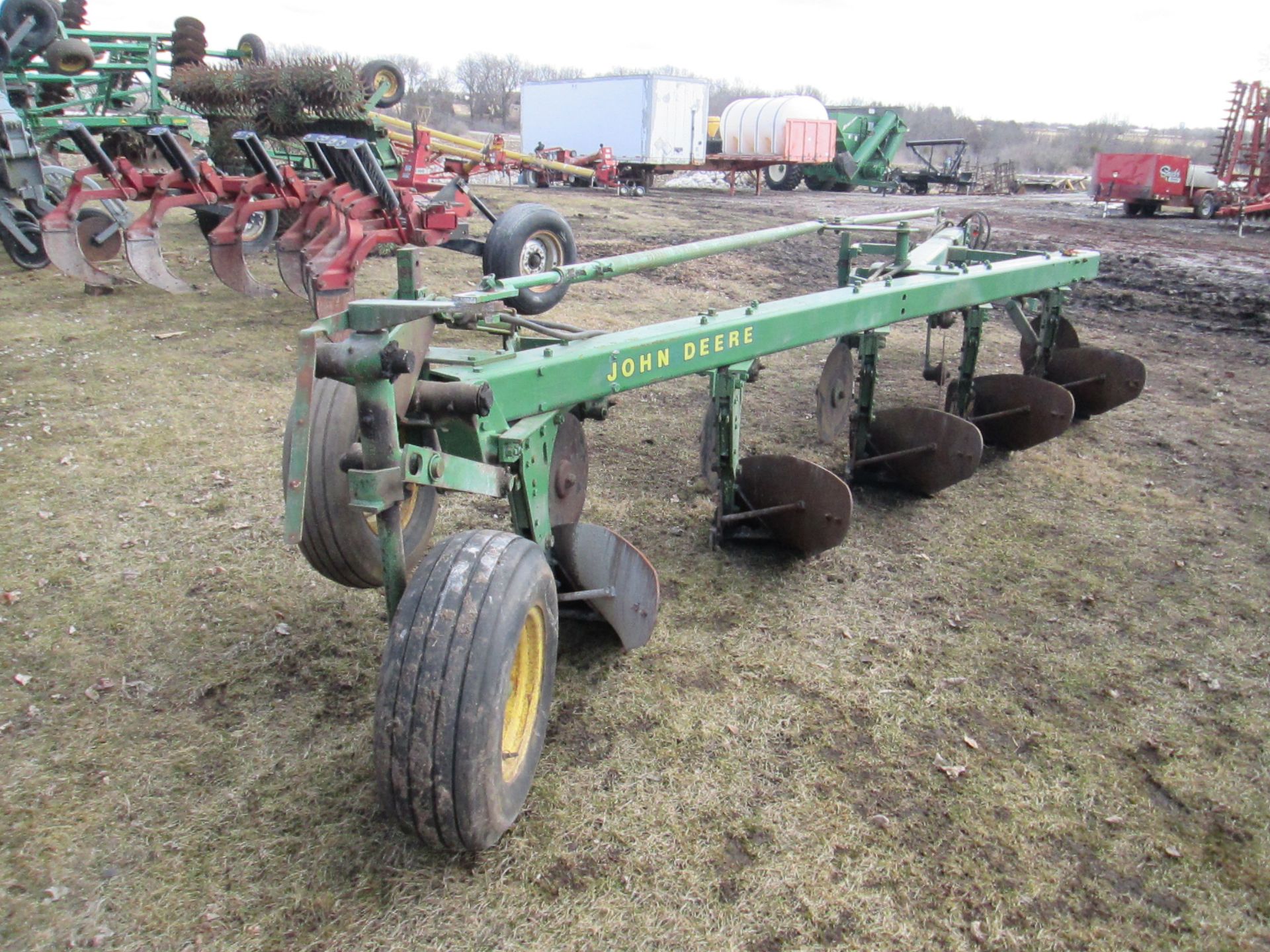 JD 1450 5X18 PLOW - Image 4 of 5