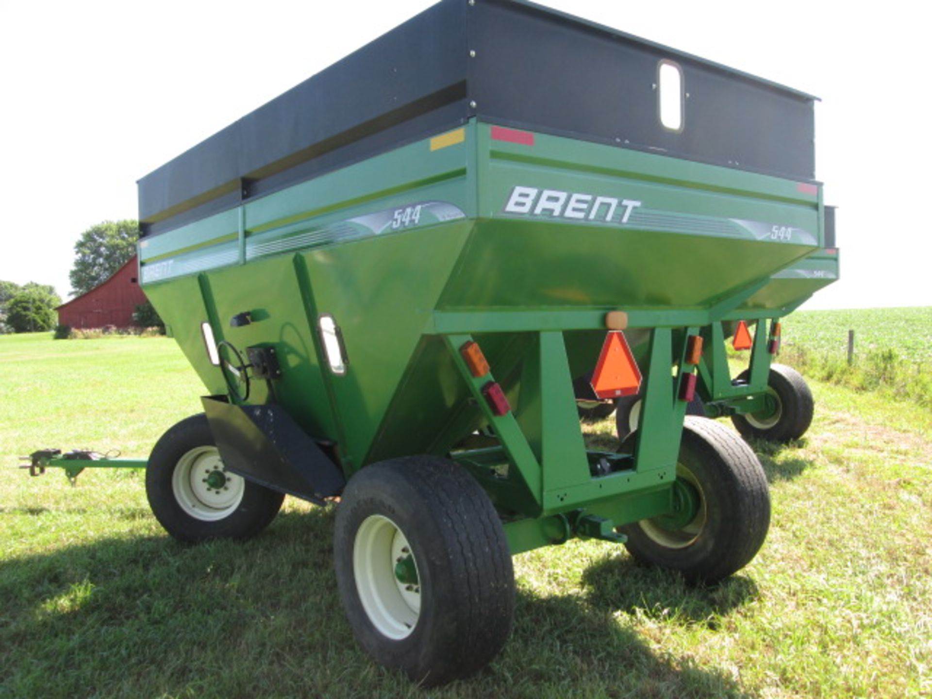 BRENT 544 GRAVITY WAGON,CLEAN, SN- B26 380 164 - Image 3 of 8