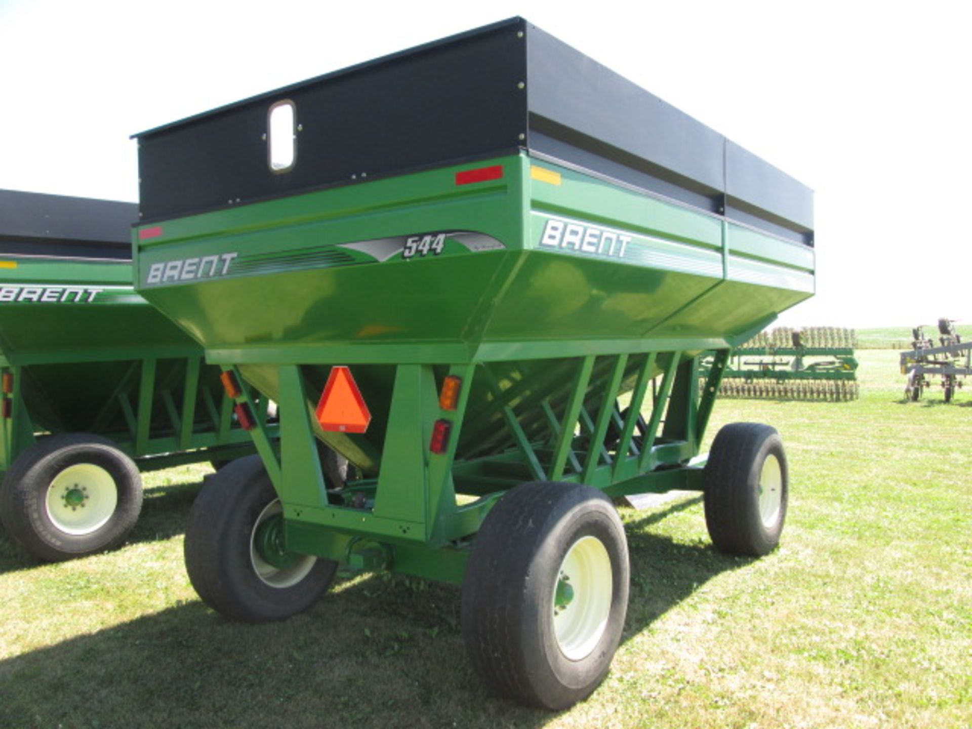 BRENT 544 GRAVITY WAGON,CLEAN SN- B 26 930 181 - Image 2 of 9