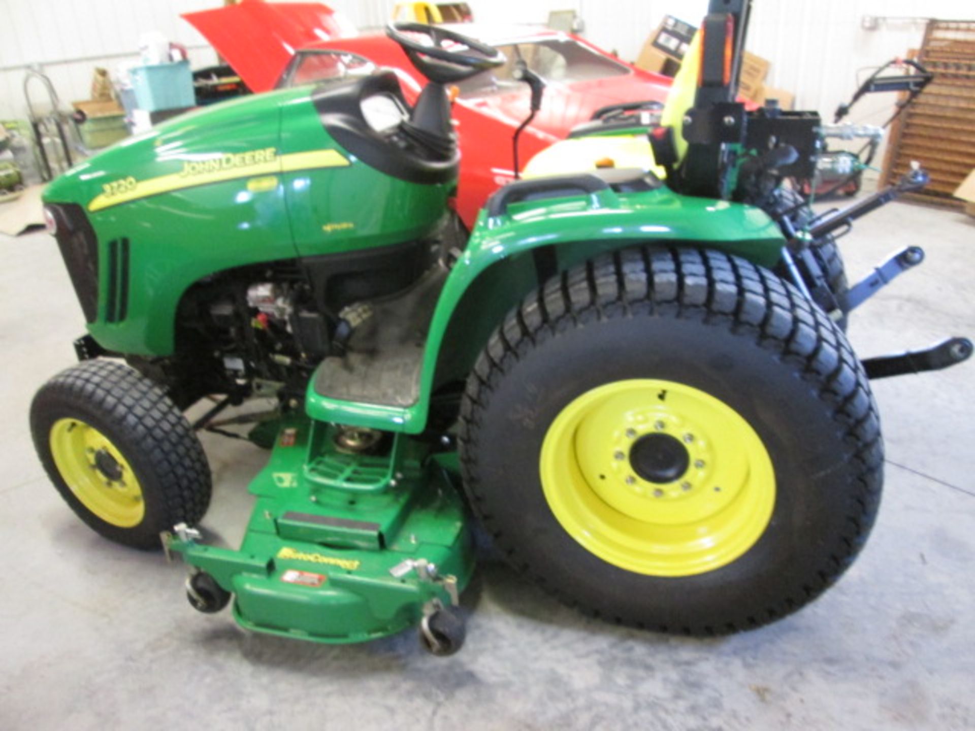 2011 JD 3720 MFWD COMPACT TRACTOR, 72” DECK;HYDRO; 40 HRS;LIKE NEW - Image 4 of 14