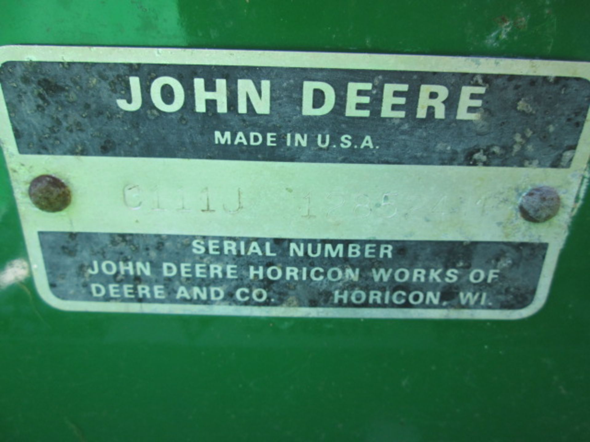 JD 111 ; 38” DECK SN- 128524M - Image 7 of 7