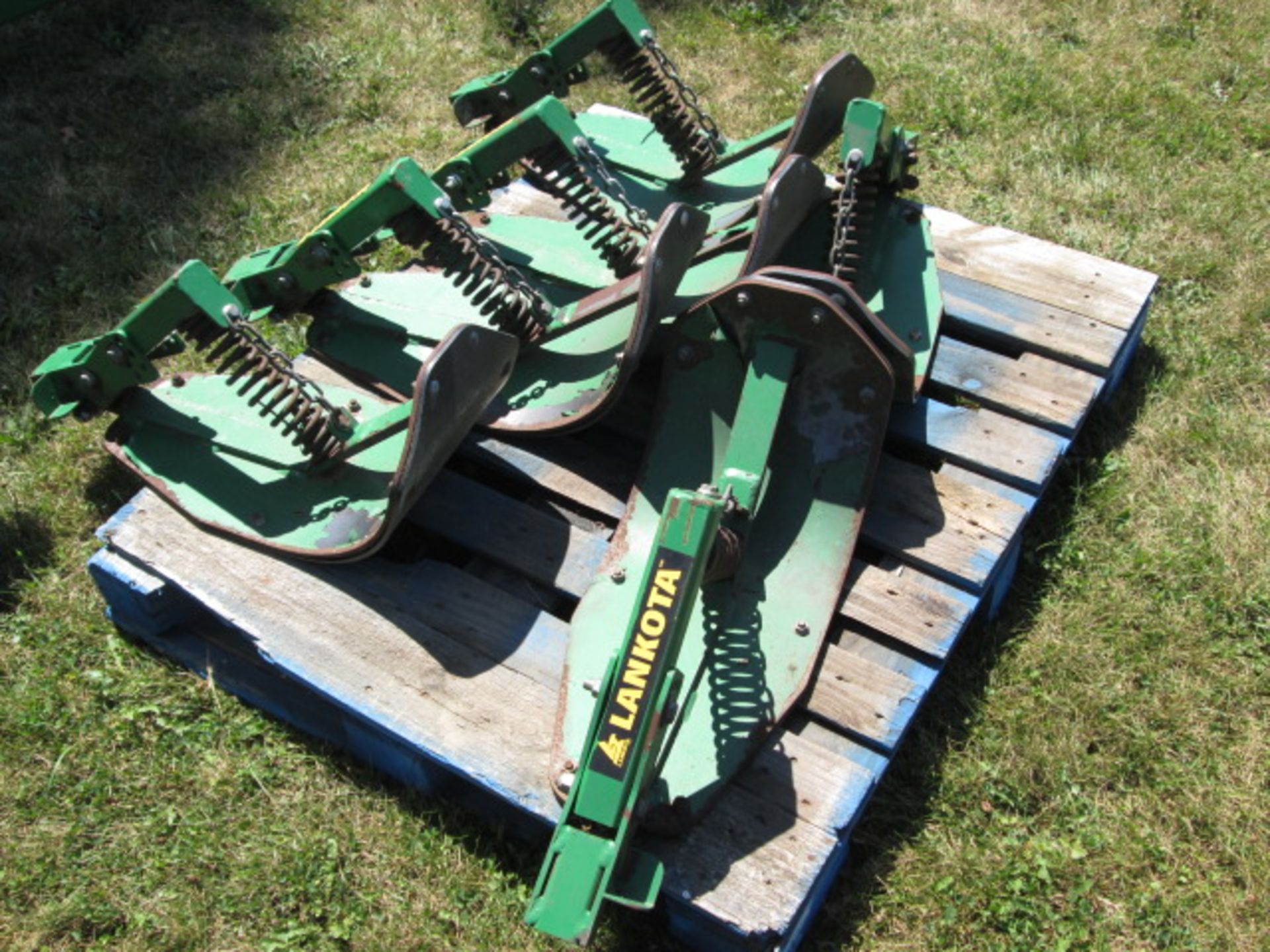 2014 JD 608C STALKMASTER CHOPPING CORN HEAD; HEADER CONTROL; ROW SENSE;STALK STOMPERS - Image 2 of 17