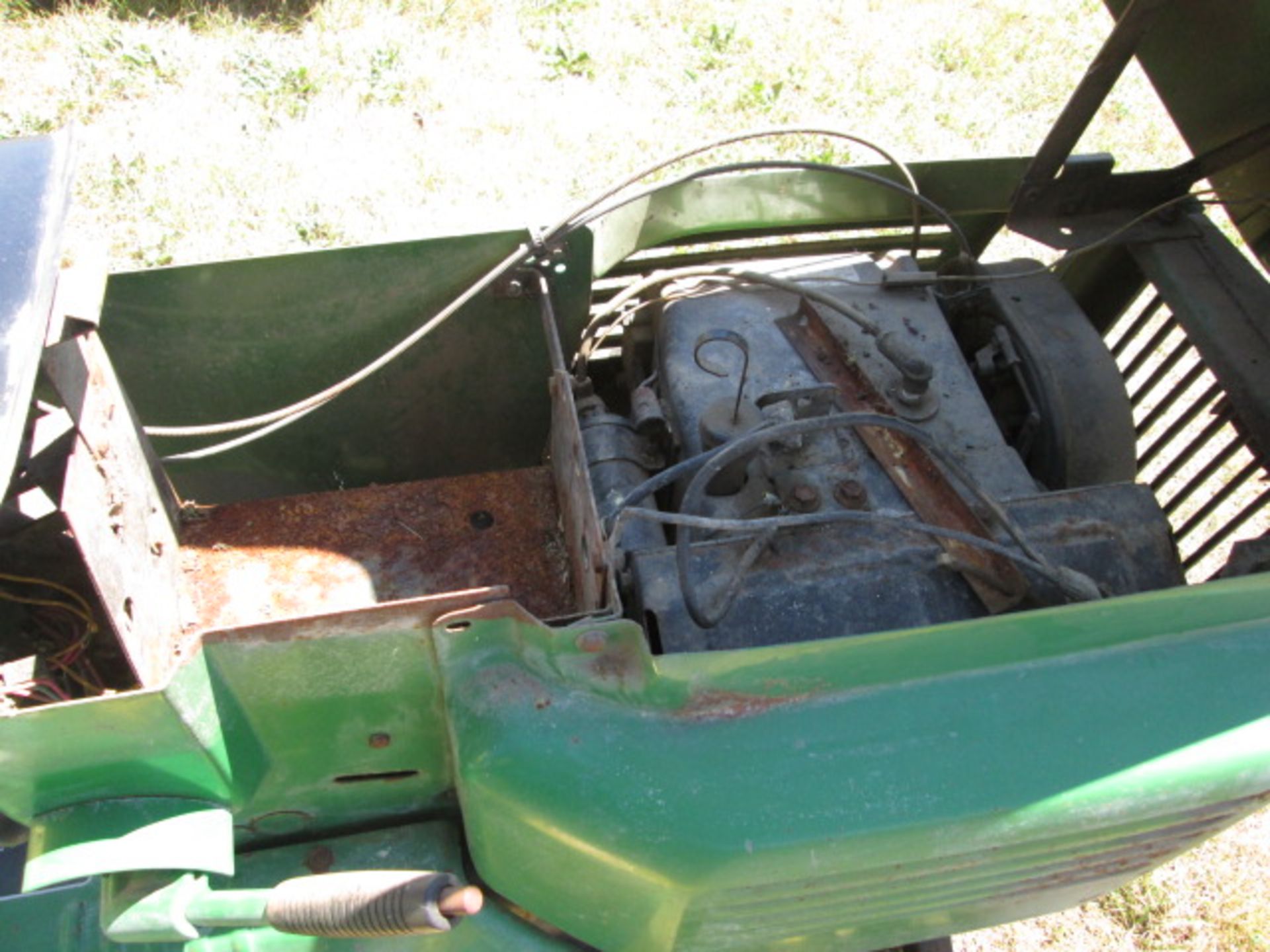 JD 214 LAWN TRACTOR SN- 192747M - Image 5 of 7