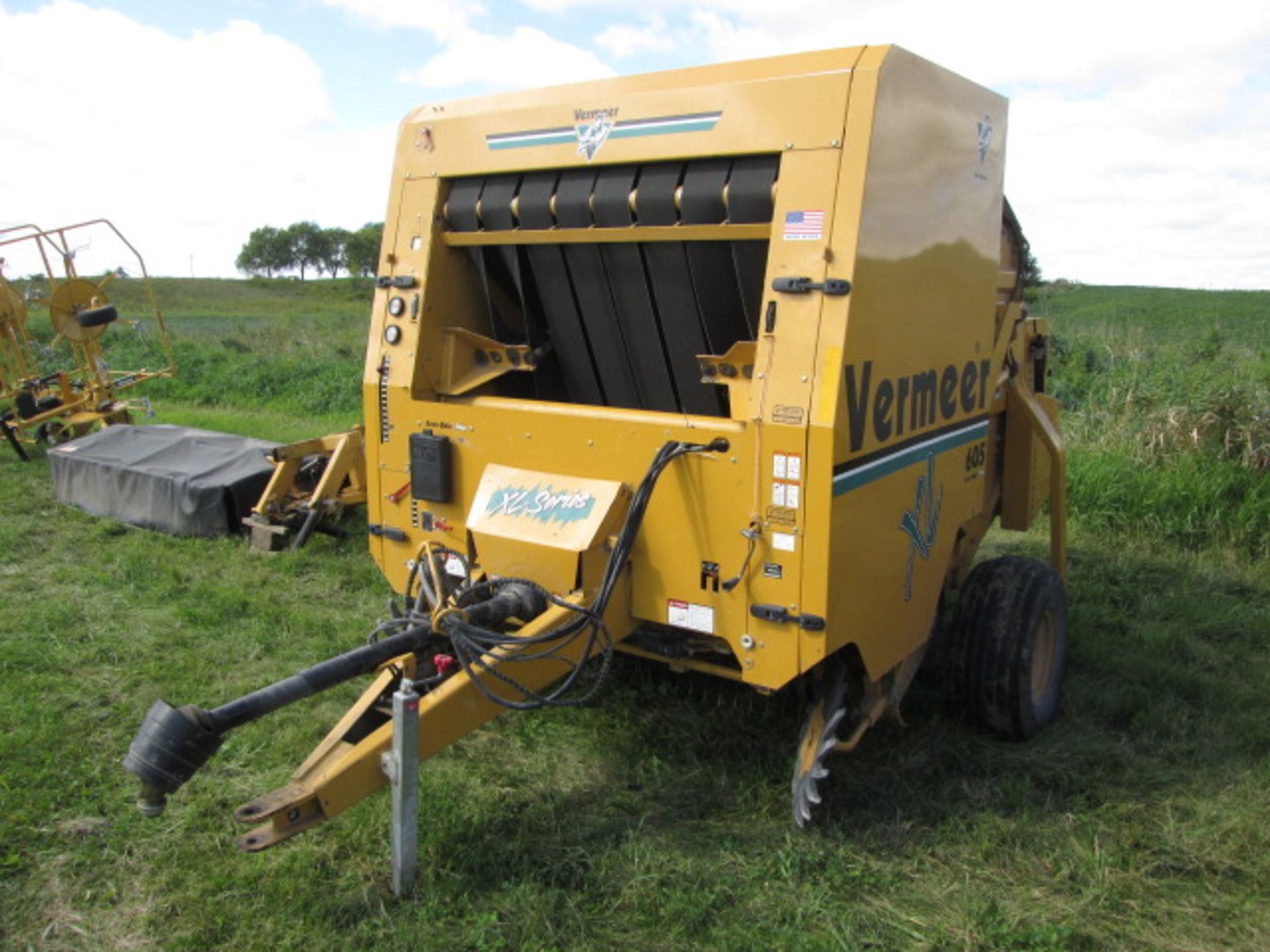 VERMEER 605XL BALER, NET WRAP,ACCU BALE, 7361 BALES