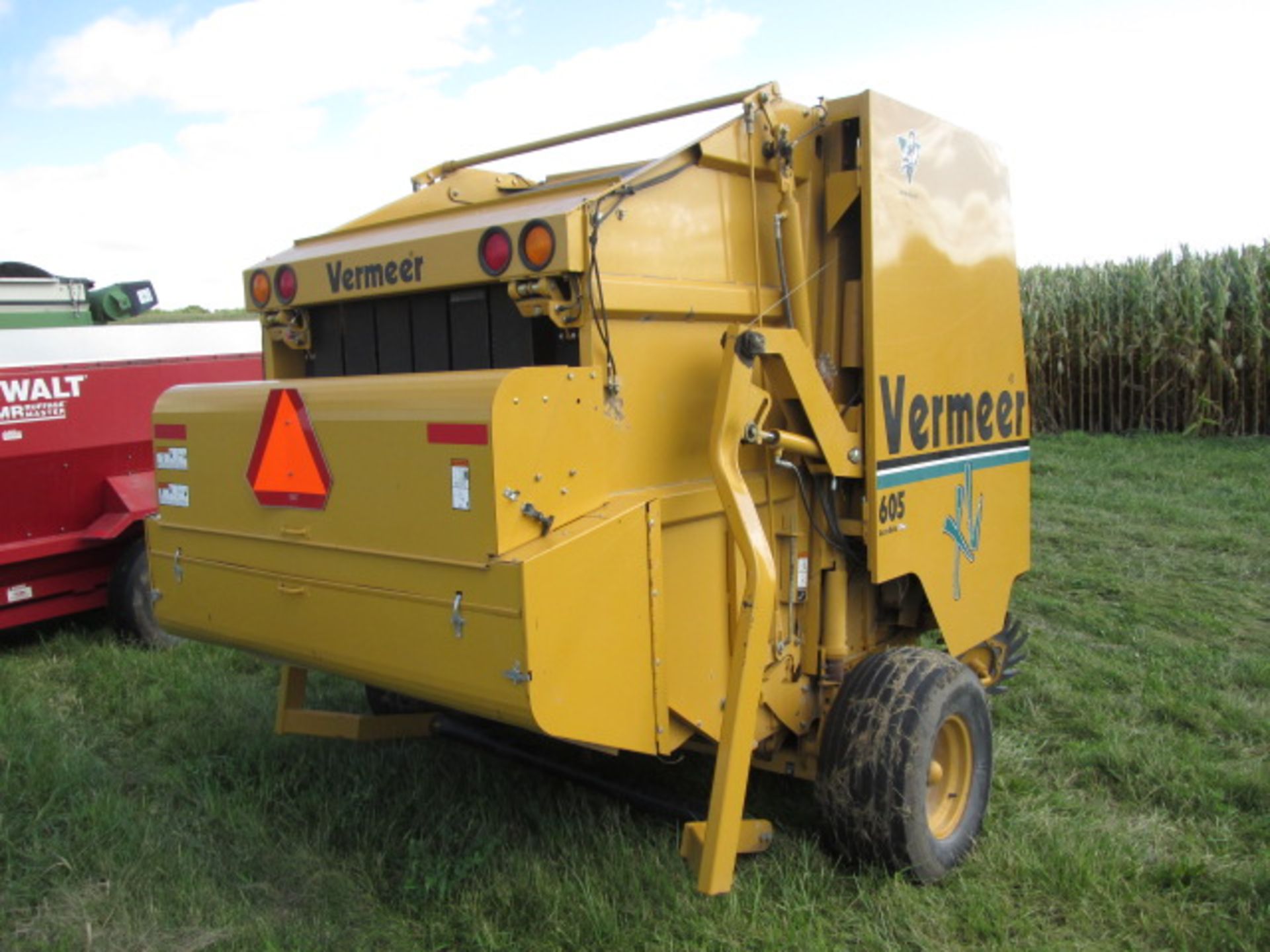 VERMEER 605XL BALER, NET WRAP,ACCU BALE, 7361 BALES - Image 3 of 10