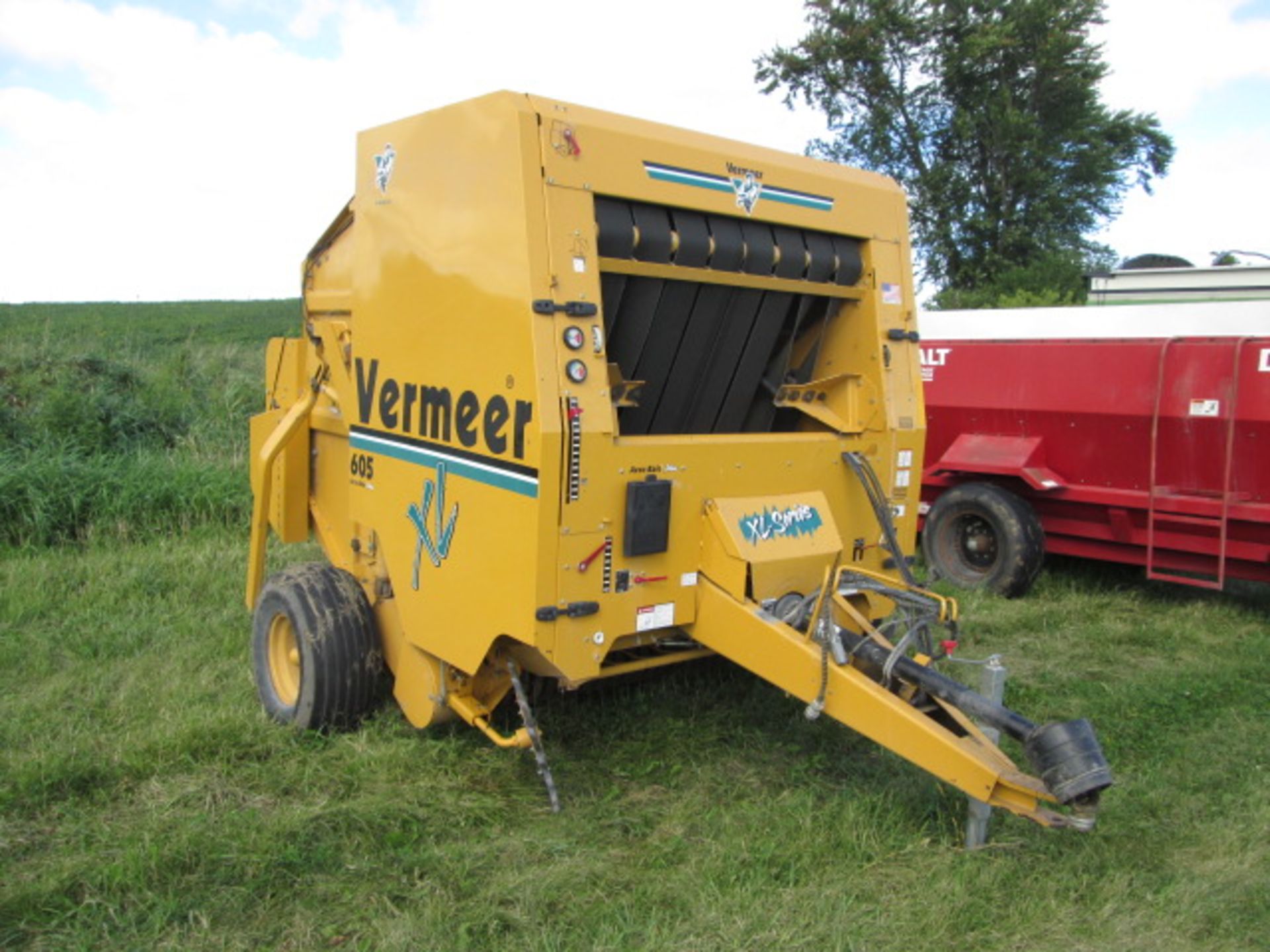 VERMEER 605XL BALER, NET WRAP,ACCU BALE, 7361 BALES - Image 2 of 10