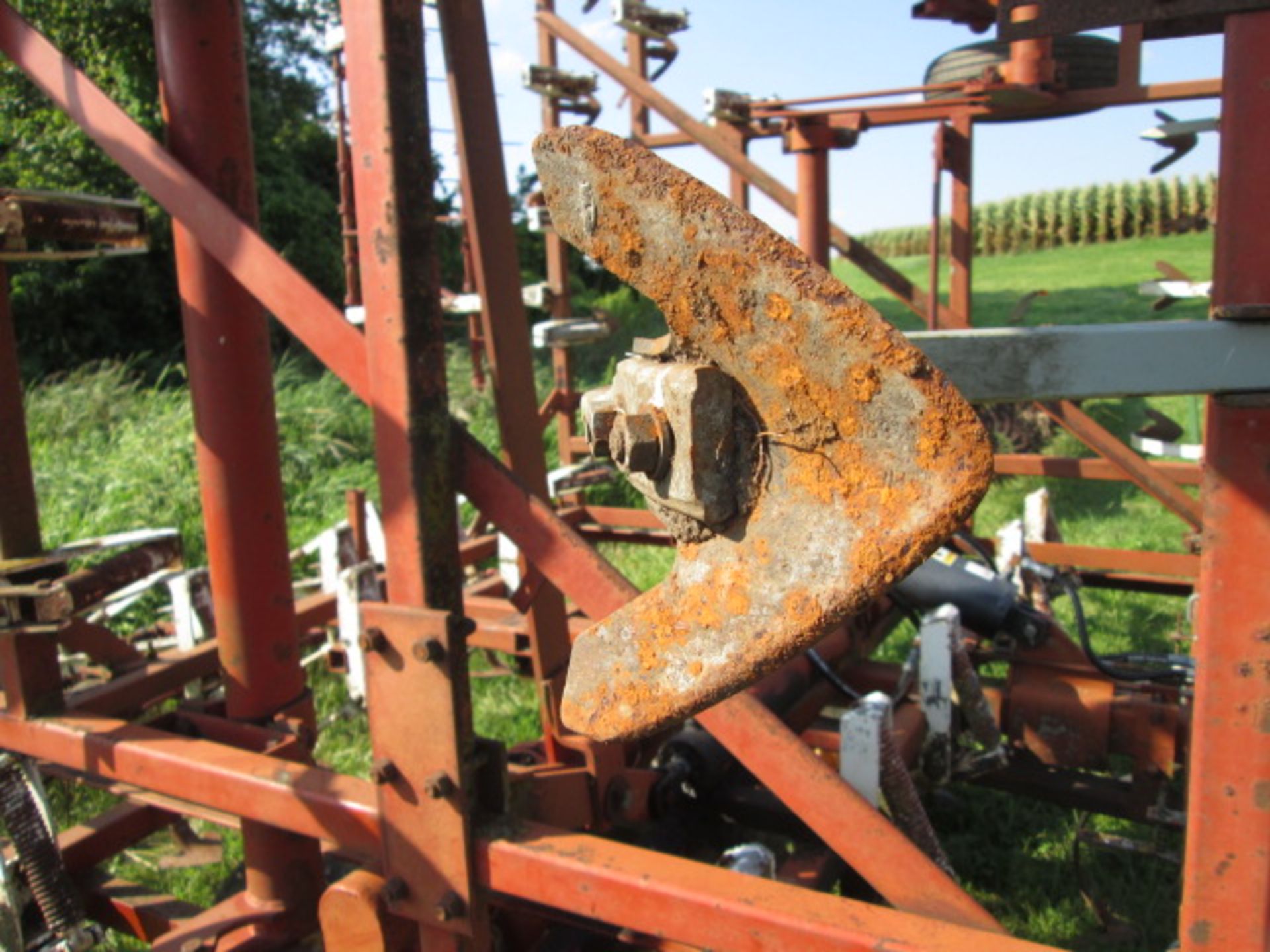 WIL-RICH FCW 26’ FIELD CULTIVATOR, 4X HARROW - Image 6 of 7