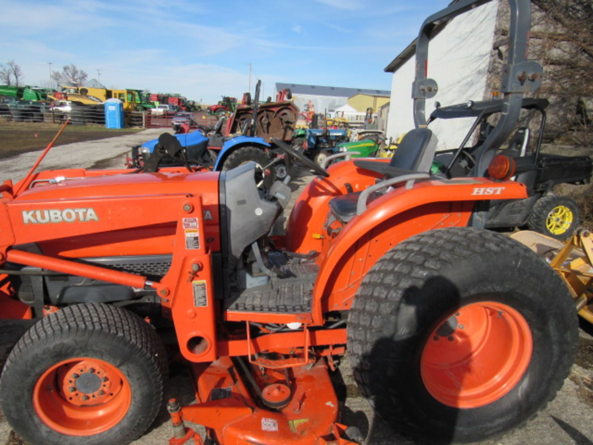 Kubota L-3830 w/ Loader & Deck - Image 2 of 4