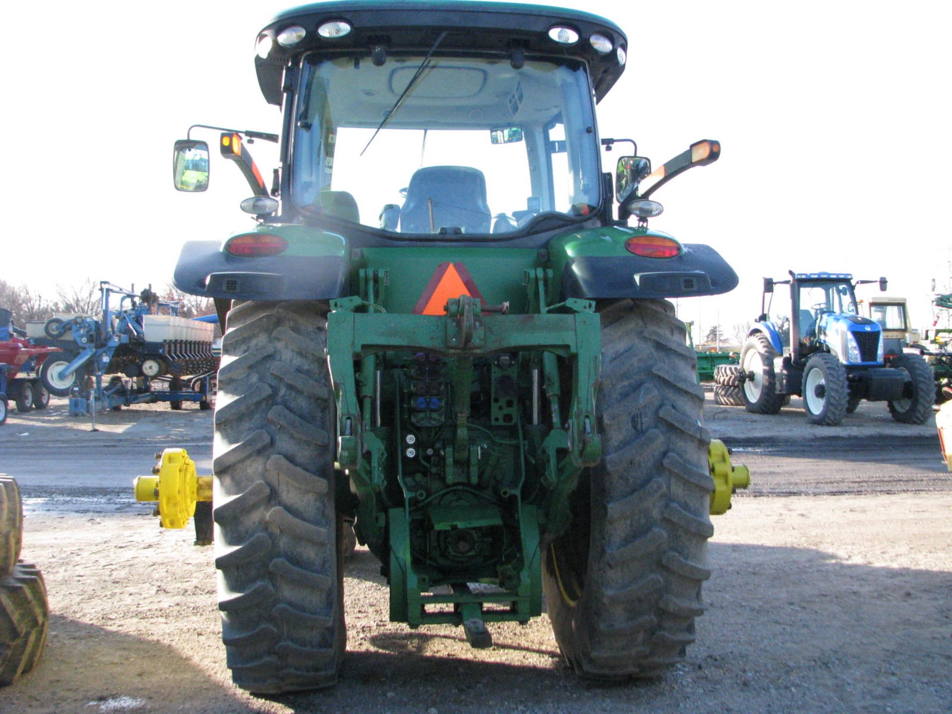 JD 8245R WITH DUALS - Image 4 of 4