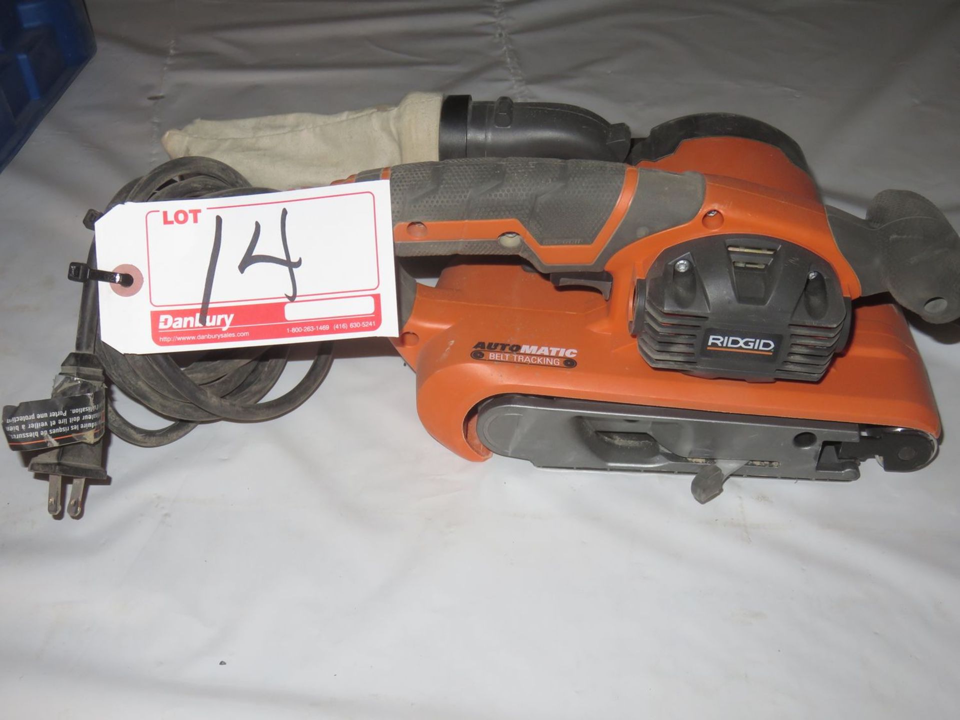 RIDGID R2740 3" ELECTRIC BELT SANDER W/ AUTOMATIC BELT TRACKING