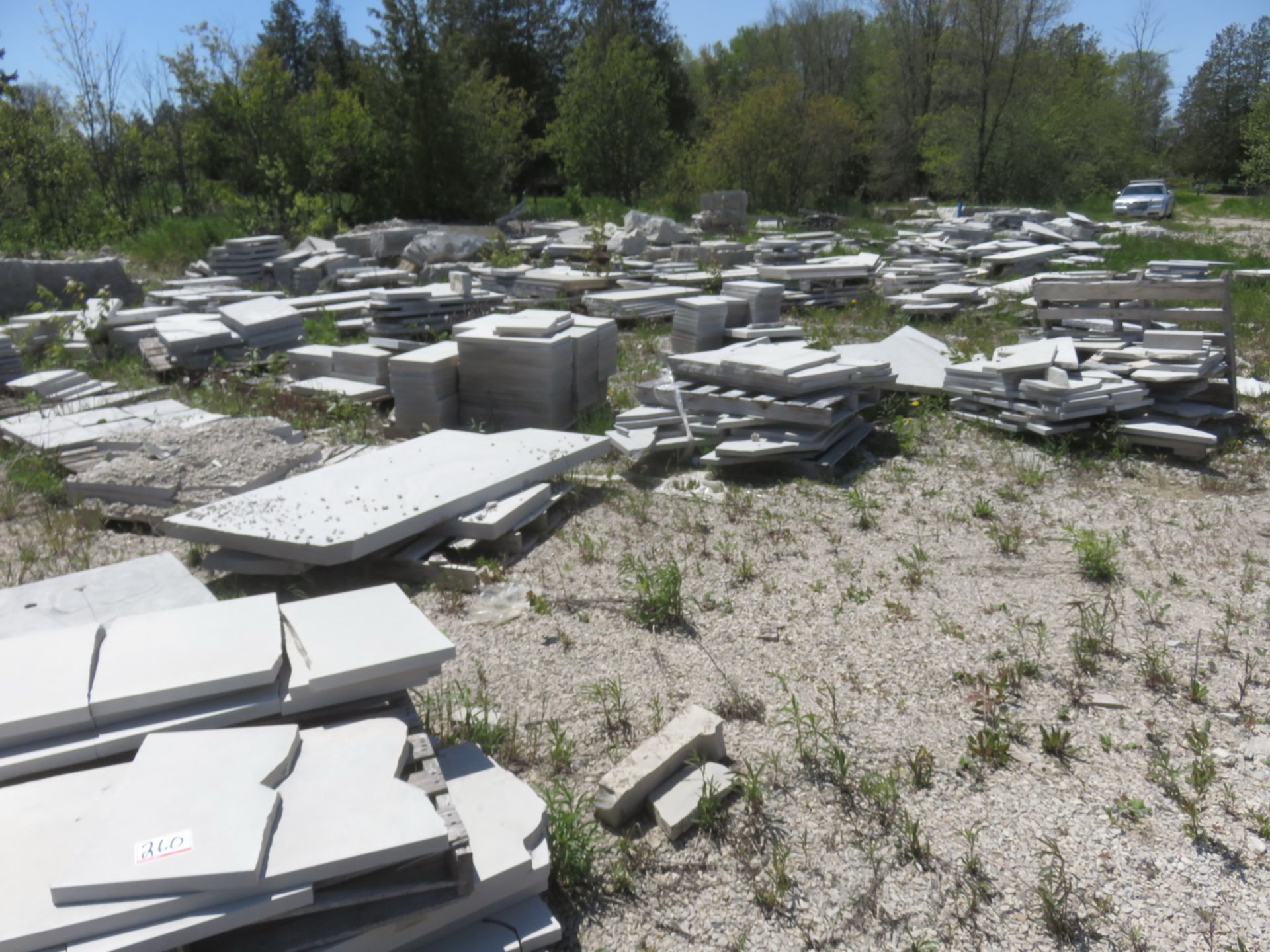 LOT - FLAGSTONE CUT STONE SLABS