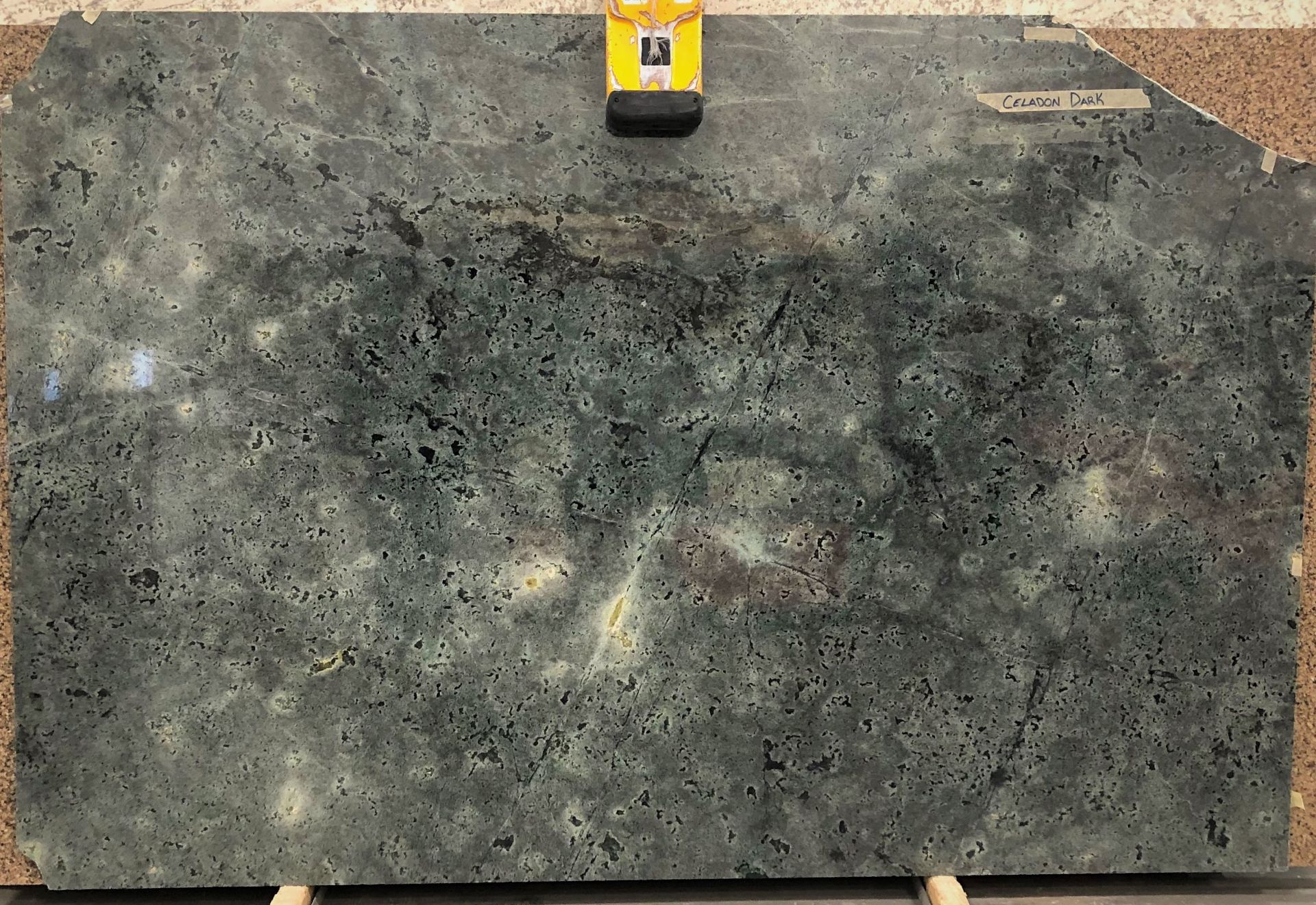 SLABS - CALEDON DARK GRANITE 67 X 101 (46.99 SQFT) 2CM - ROW I