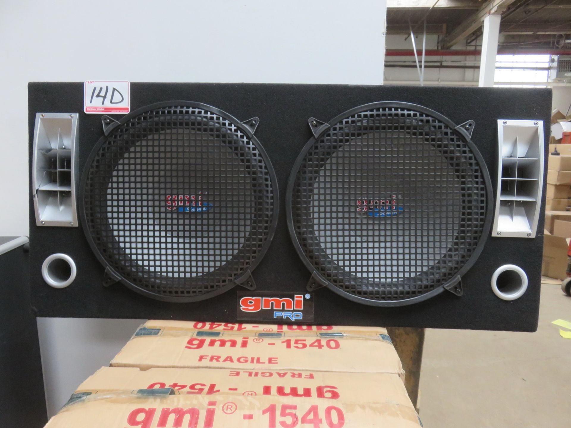 GMI MOD 1540 15" HATCHBACK SPEAKER- (DISPLAY UNIT) (AS IS)