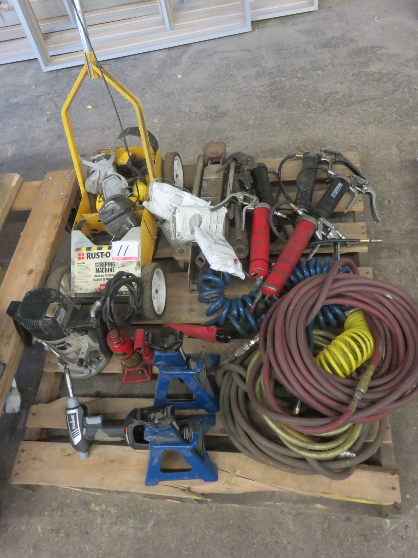 LOT - STRIPPING MACHINE, GREASE GUNS, HYDRAULIC JACKS, ETC & AS-IS ROUTER