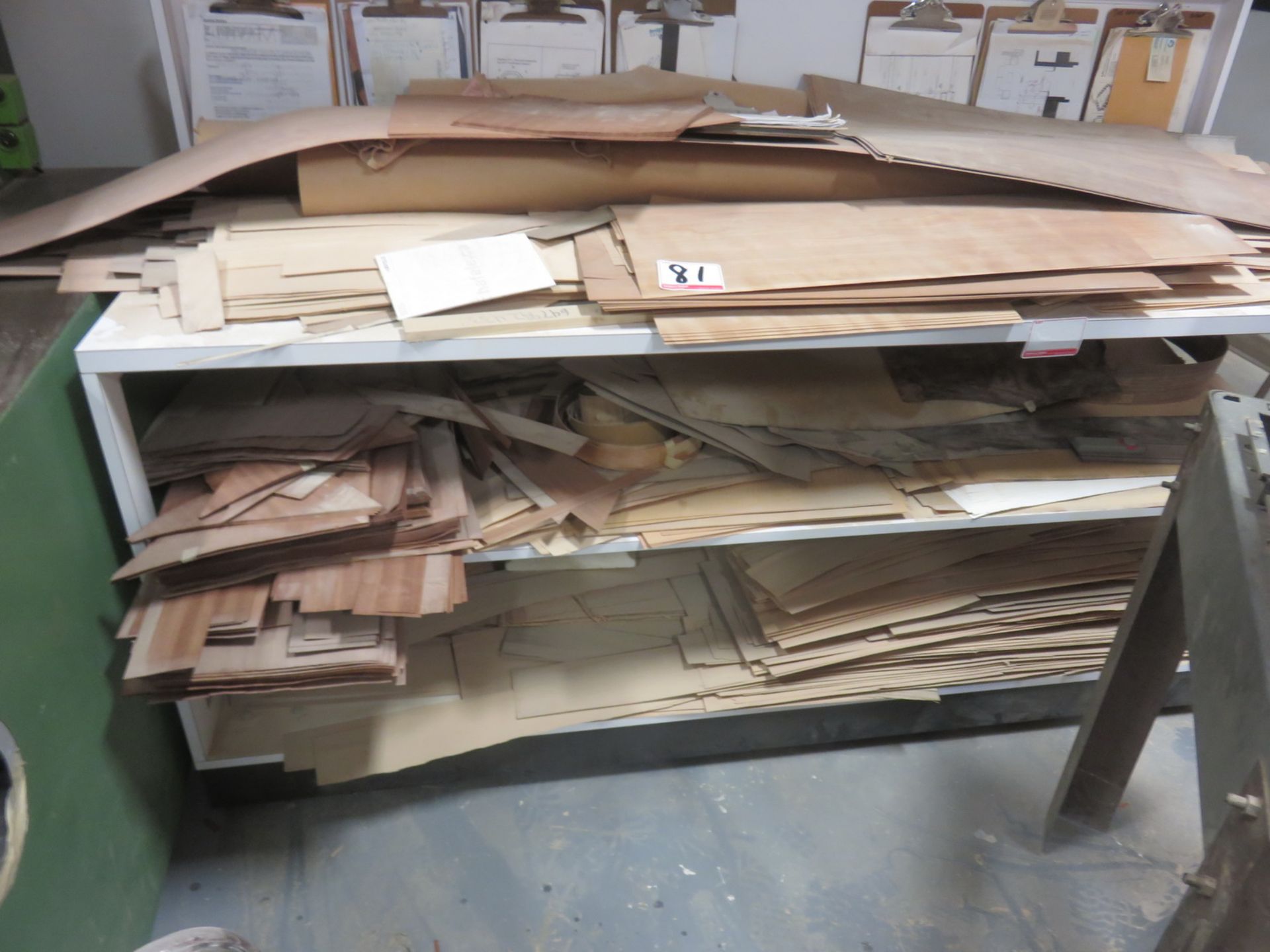 LOT - ASSORTED SAPELE, CHERRY / WHITE OAK, MAHOGANY, BIRDS EYE MAPLE, MAPLE, & CHESTNUT VENEERS - Image 3 of 4