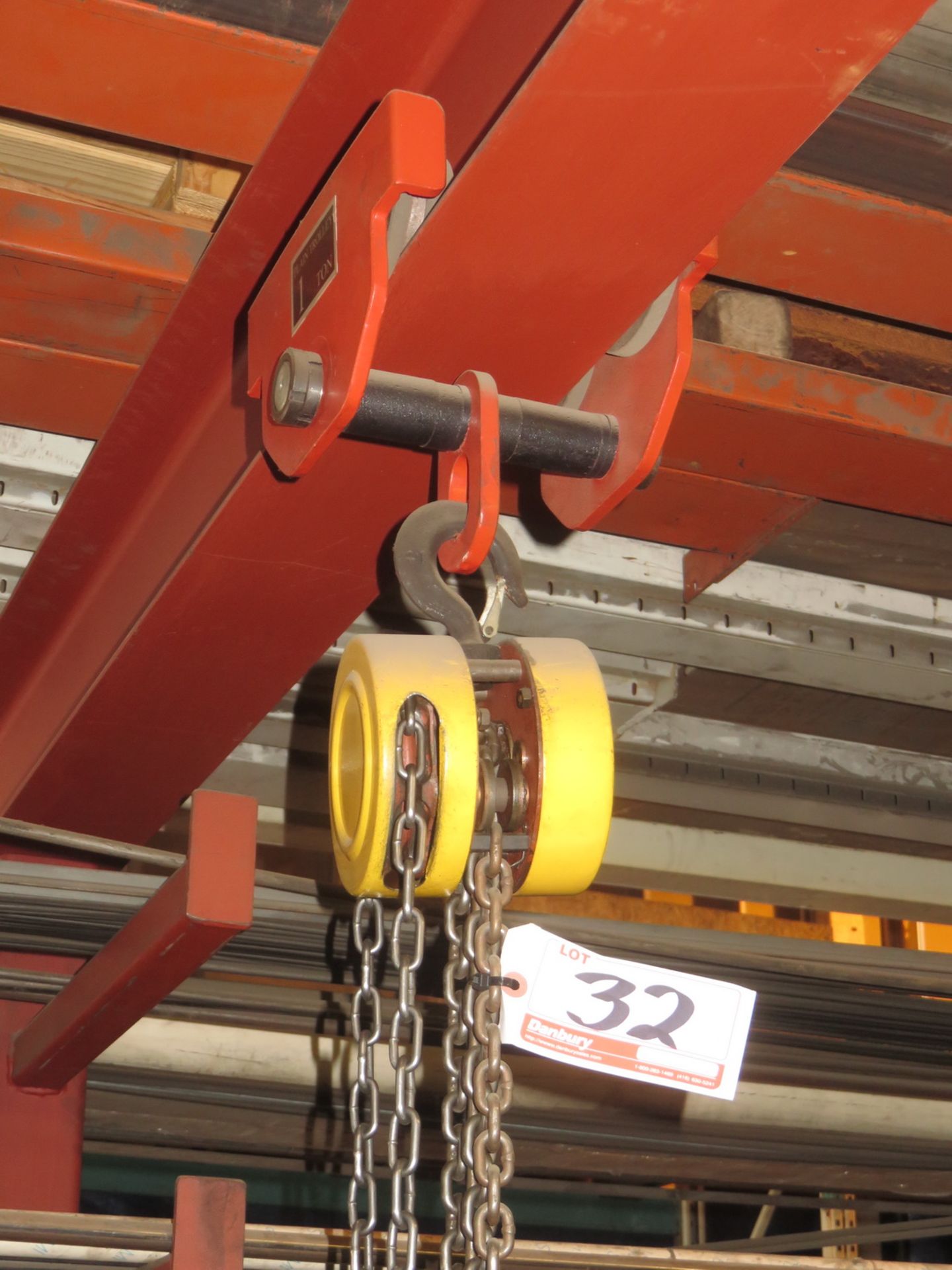 SHANG YELLOW 1-TON HAND CHAIN HOIST W/ TROLLY