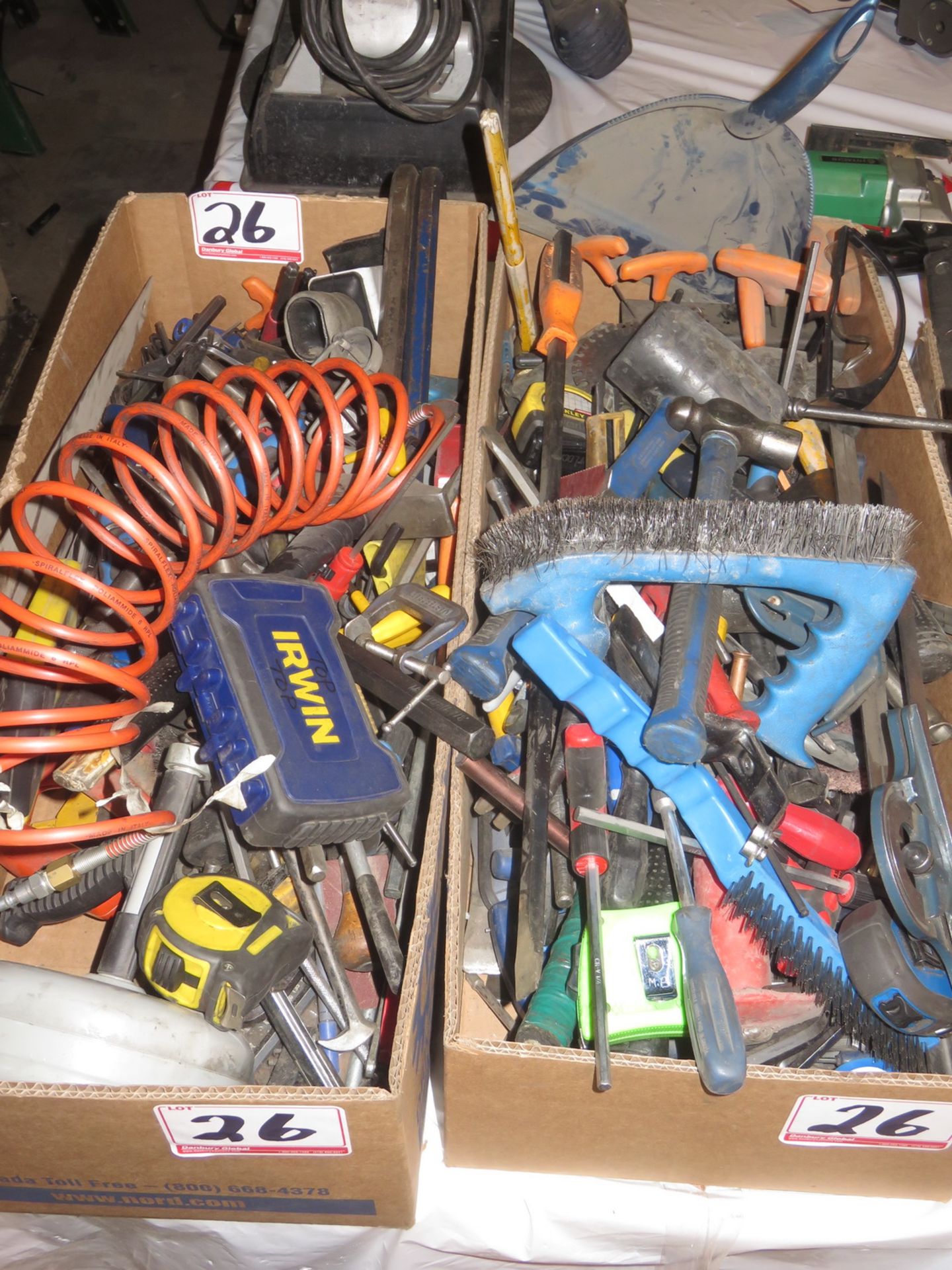 LOT - HAMMERS, ALLEN KEYS, SCRAPPERS, ETC.