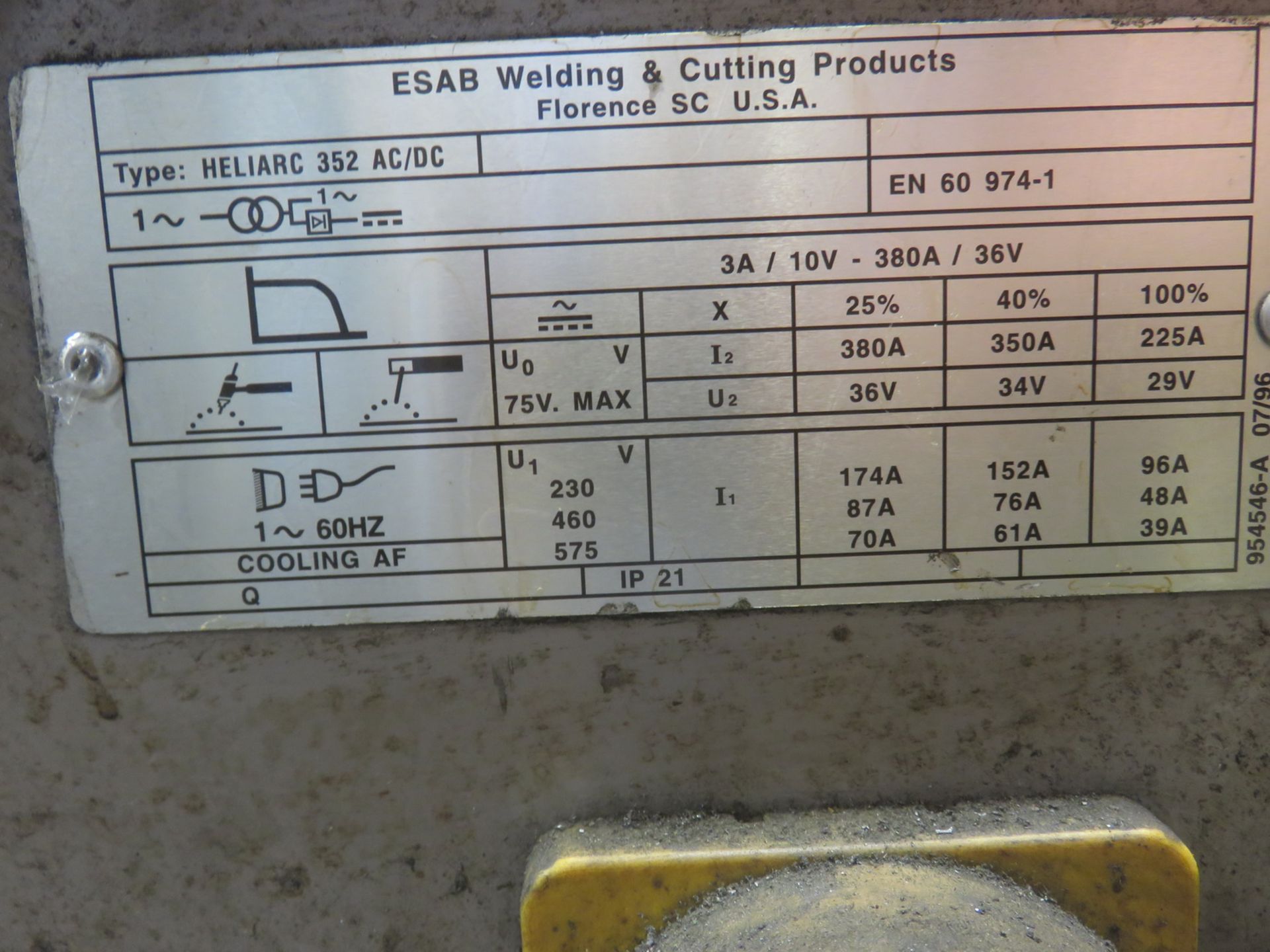 ESAB HELIARC 325 AC/DC 380AMP TIG WELDING POWER SOURCE W/ TIG GUN - S/N TJ-J040001 W/ ACCESSORIES - Image 2 of 3