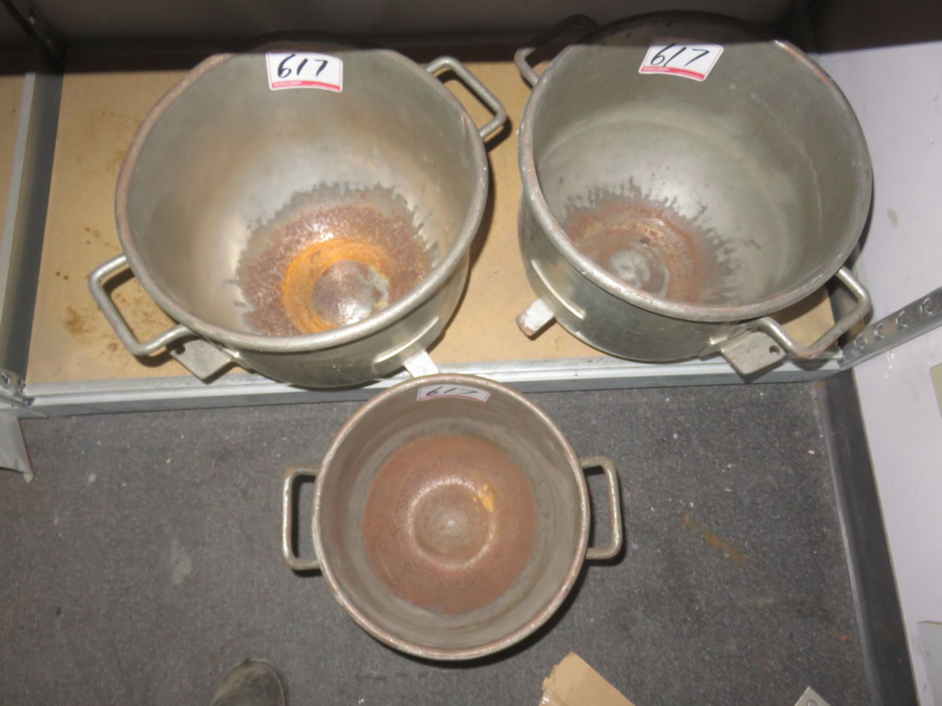 LOT - GENERAL 11.5 TO 14"ID MIXING BOWLS (3 PCS)