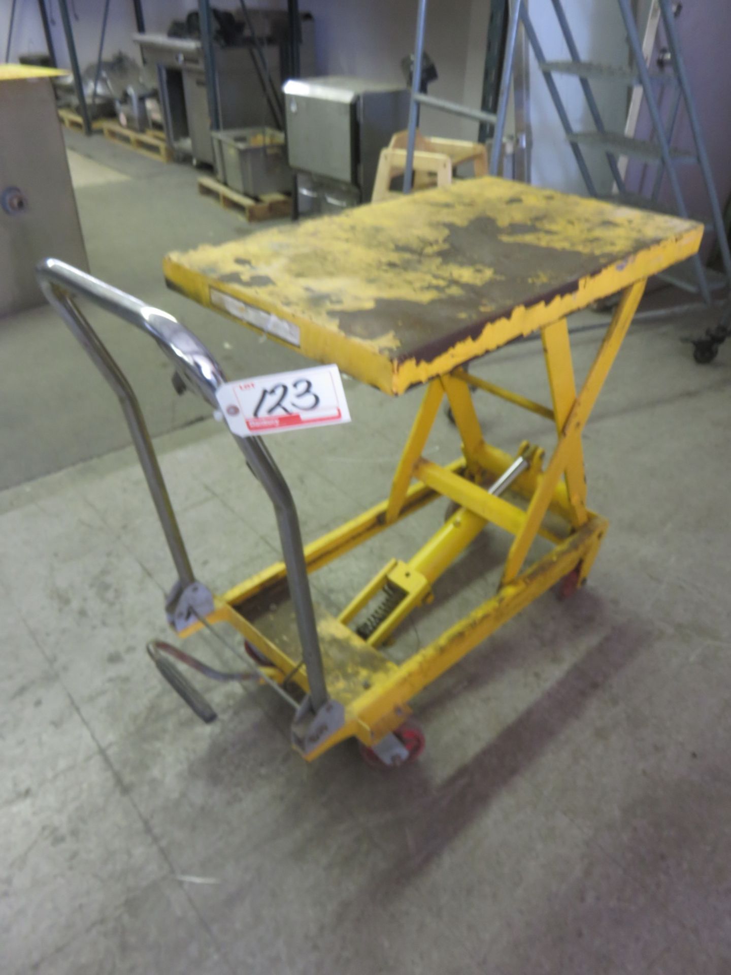 GENERAL YELLOW 20 X 32" X 3' H HYDRAULIC MANUAL PUMP DIE CART