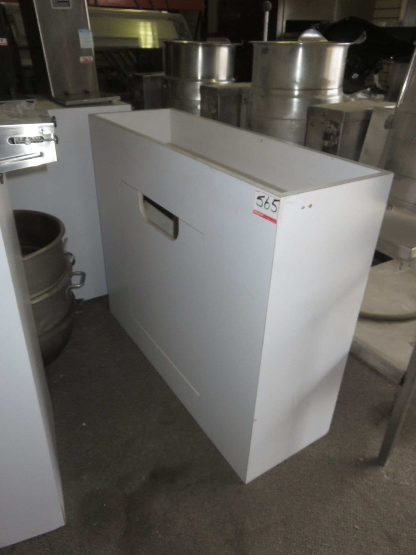 LOT - WHITE ASSTD 40.5" H SERVICE COUNTERS + TABLE (4-20 X 47"), (1-94"), (1-16 X 47.5"), (1-2' - Image 3 of 4