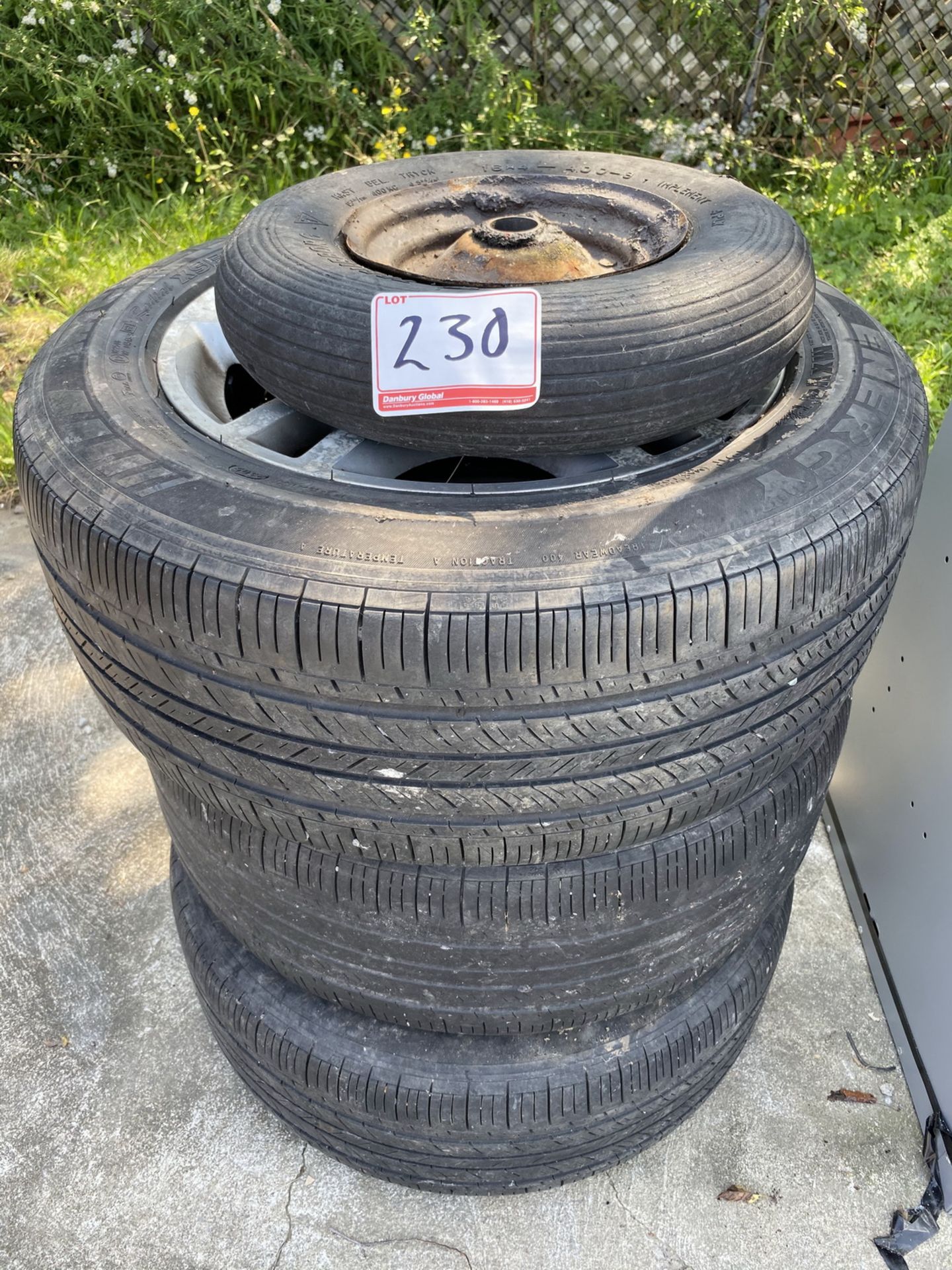 LOT- ASSORTED TIRES (LOCATED AT 680 GLOVER ROAD, HANNON, ONTARIO)