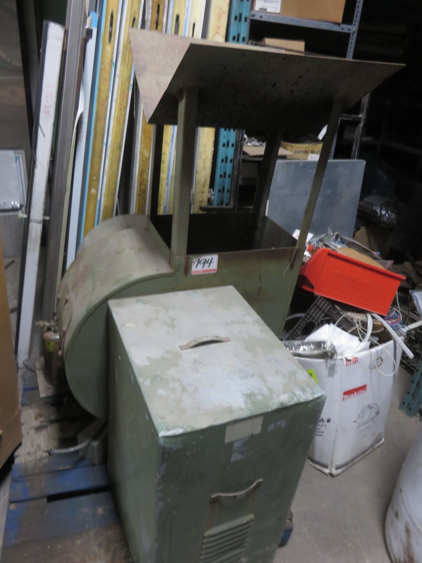 LOT - GENERAL ROOF TOP EXHAUST FAN