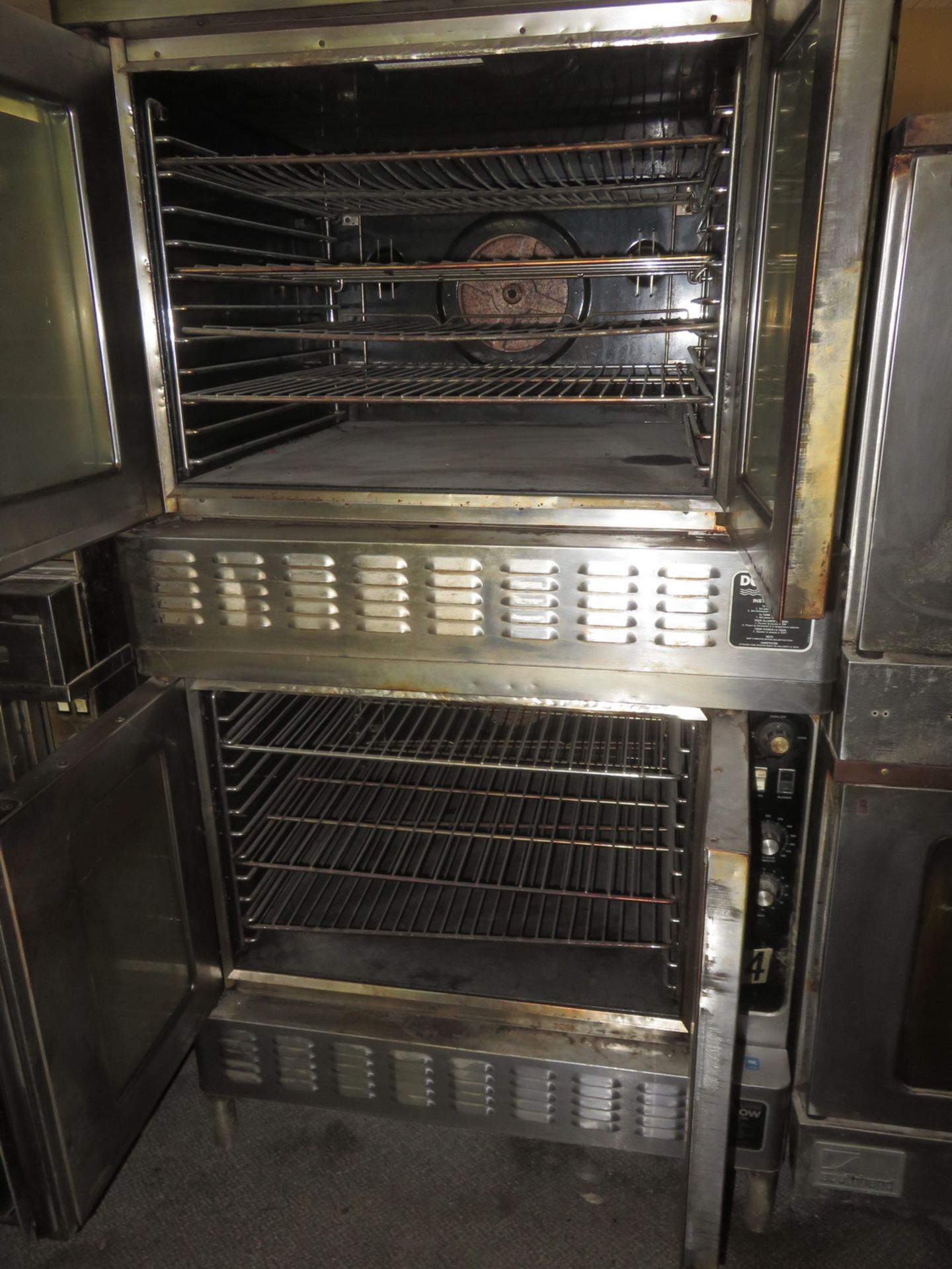 BLODGETT MOD DFG-200L GAS DOUBLE STACKED CONVECTION OVEN - Image 2 of 2