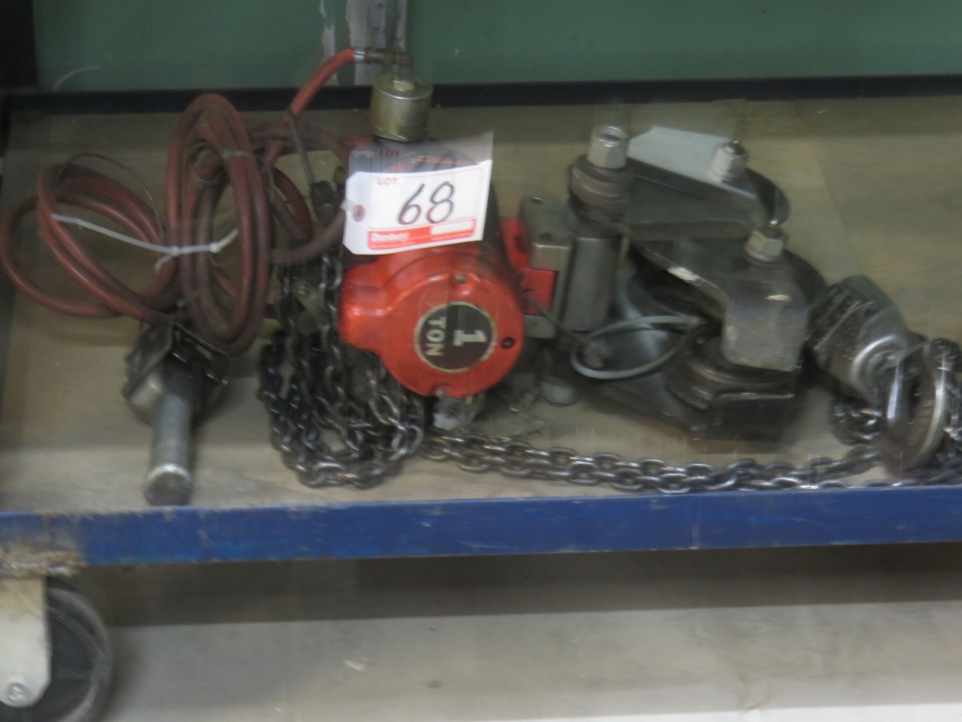 GENERAL 1 TON PNEUMATIC CHAIN HOIST W/ BEAM TROLLY