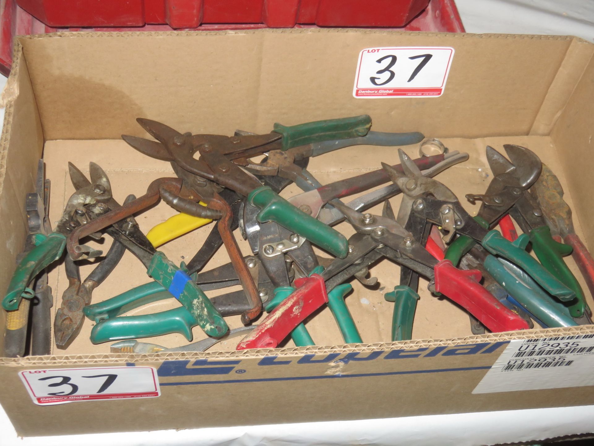 LOT - GREEN/ RED ASSTD SNIPS + PLIERS