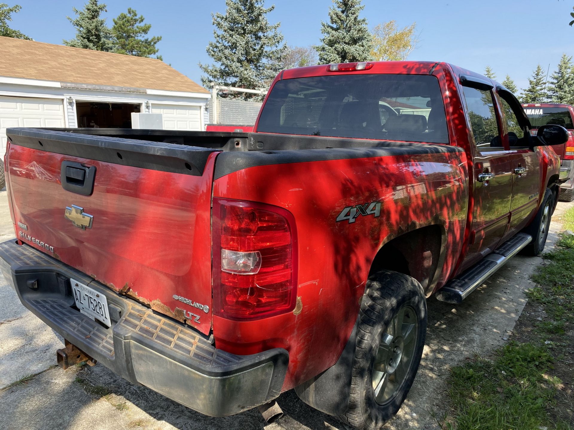 2010 CHEVROLET SILVERADO 1500 SERIES LTZ 4WD PICKUP TRUCK, VIN 3GCRKTE31AG265058 (364,040 KMS) ( - Image 3 of 5