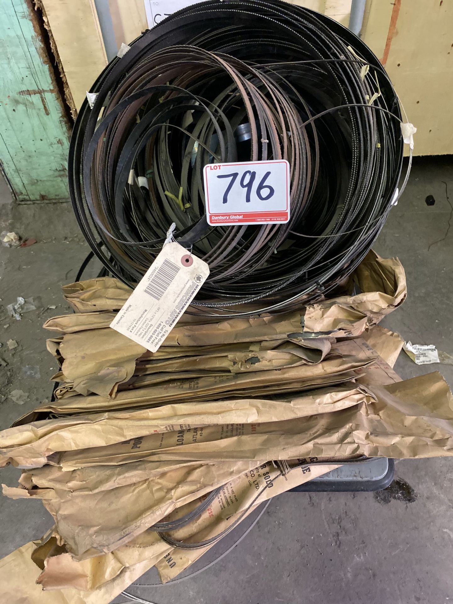 ASSORTED SAW BLADES (SOME FOR MEAT SAWS) (NO CART) (LOCATED AT 680 GLOVER ROAD, HANNON, ONTARIO)