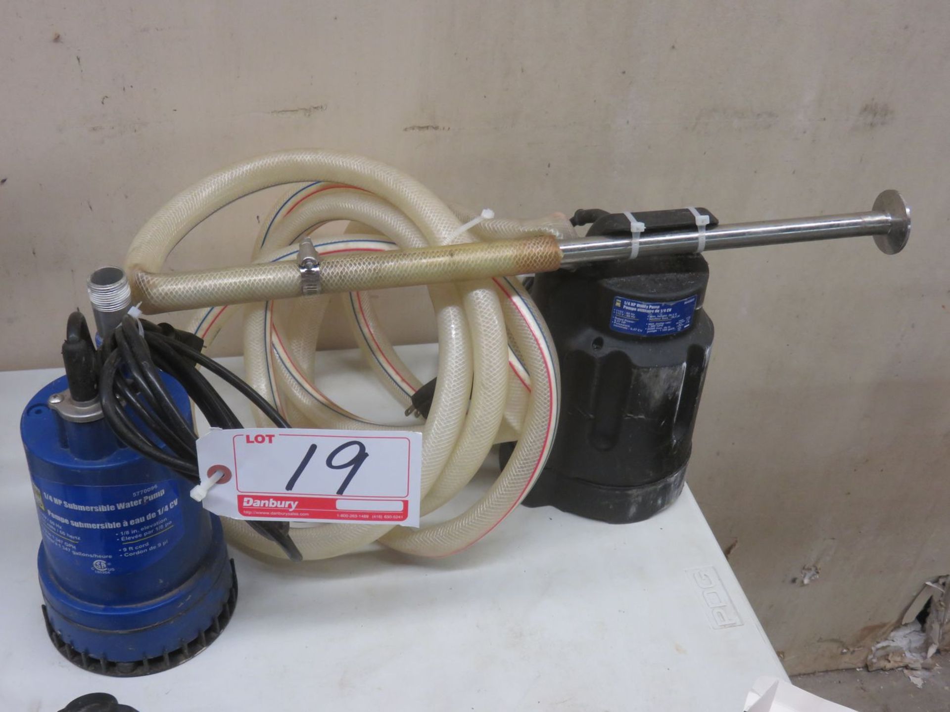 LOT - POWERFIST 1/4HP SUBMERSIBLE UTILITY PUMPS (2 UNITS)