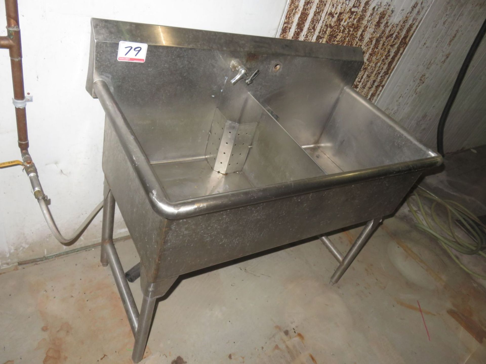 CUSTOM 26" X 4' 2-COMPARTMENT SINK