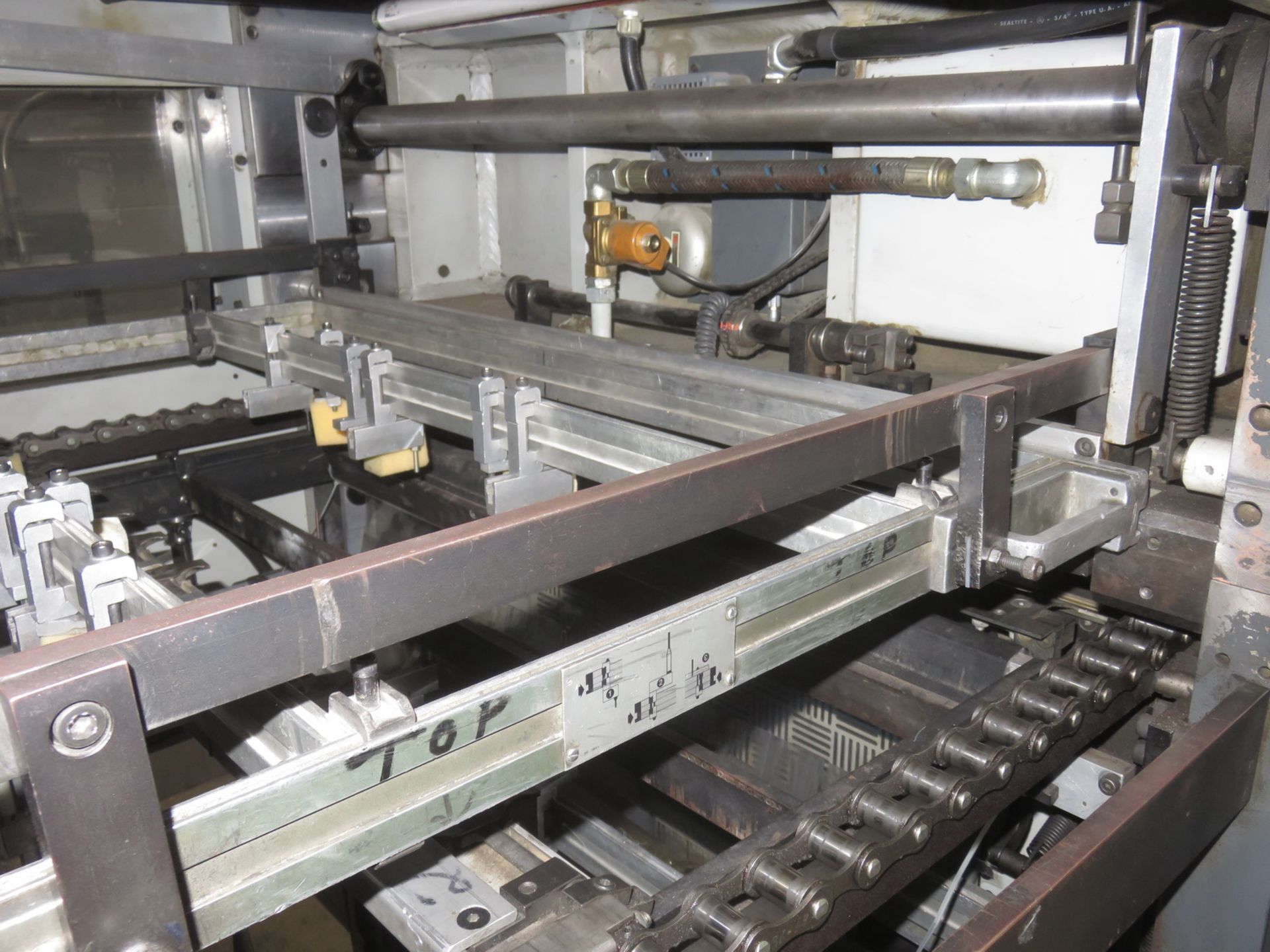 BOBST AUTO PLATEN MOD SP-102-E, FLAT BED DIE CUTTER, MAX CUTTING FORCE 250 TON CAPACITY 102 X 72" - Image 5 of 9