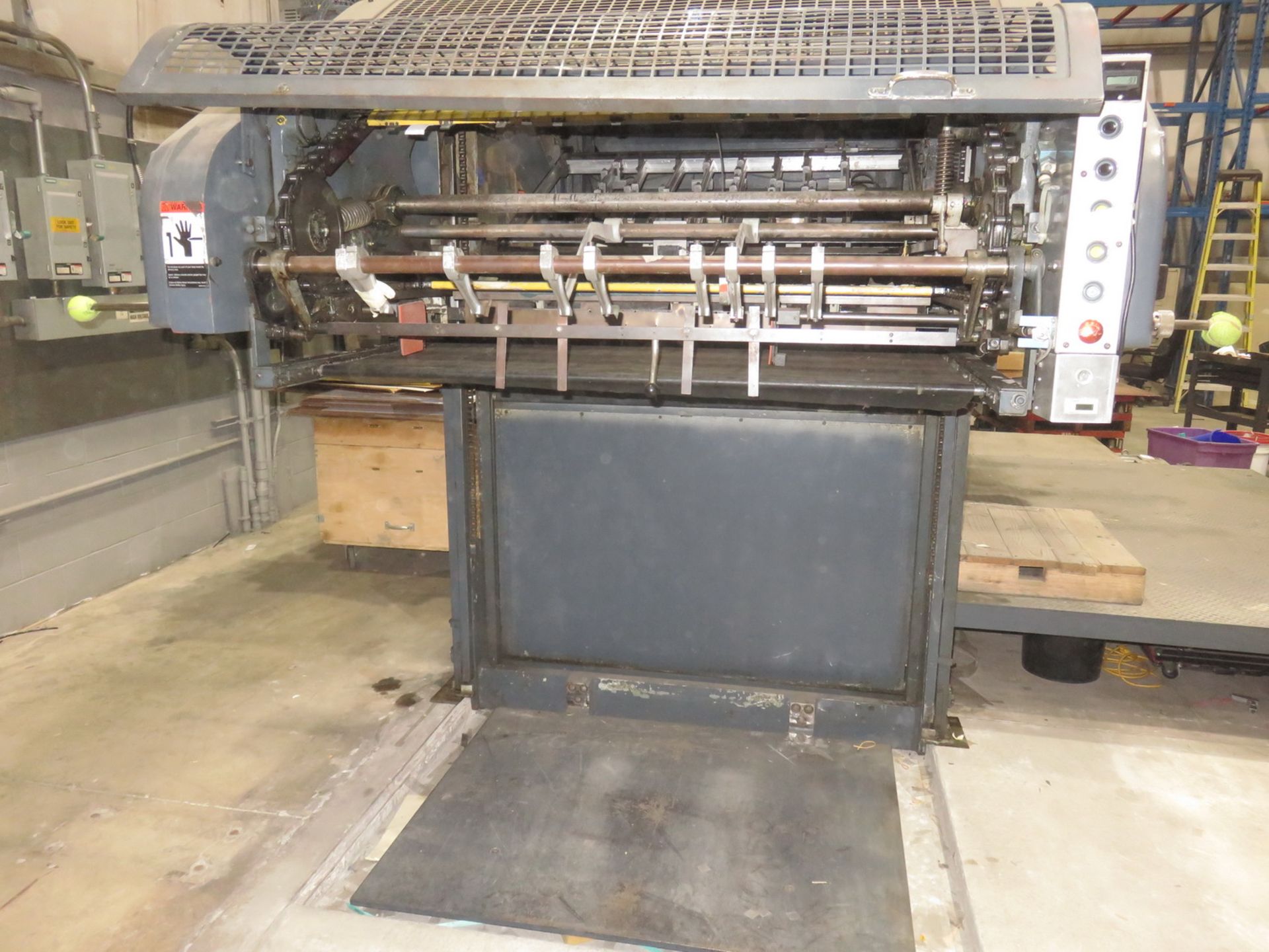 BOBST AUTO PLATEN MOD 8P-1260-E, DIE CUTTER, MAX CUTTING FORCE 550 TON CAPACITY, 36.25 X 49.5" MAX - Image 2 of 8