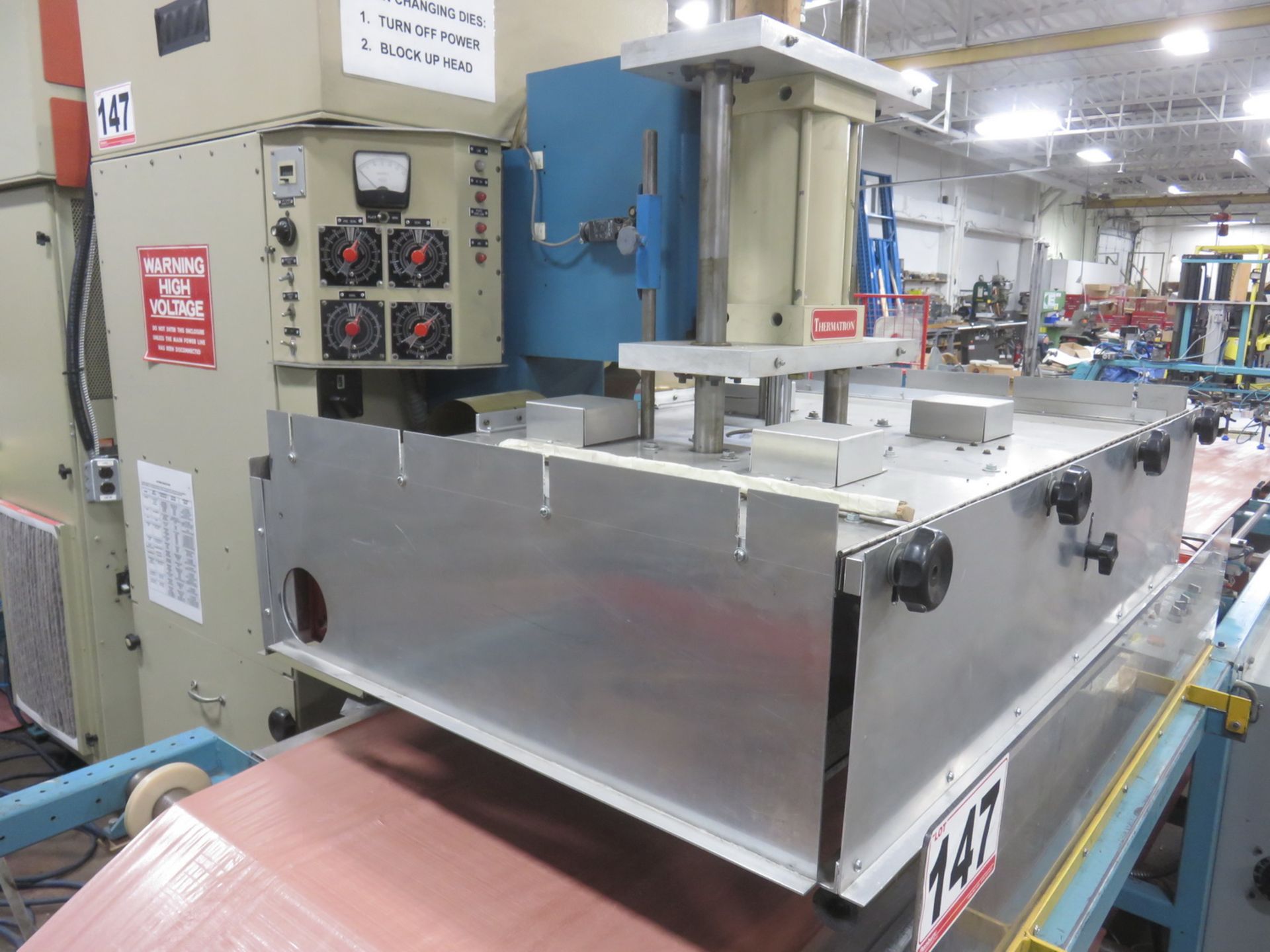 THERMATRON HIGH FREQUENCY WELDER/ HEAT SEALER W/ 1981 SOLIDYNE MOD F10-25, 15KW HIGH FREQUENCY - Bild 2 aus 4